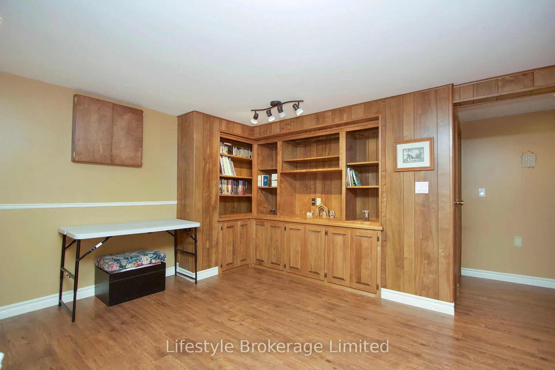 Photo 31 of 97 Hart Boulevard, Clarington, Newcastle — HOMEH