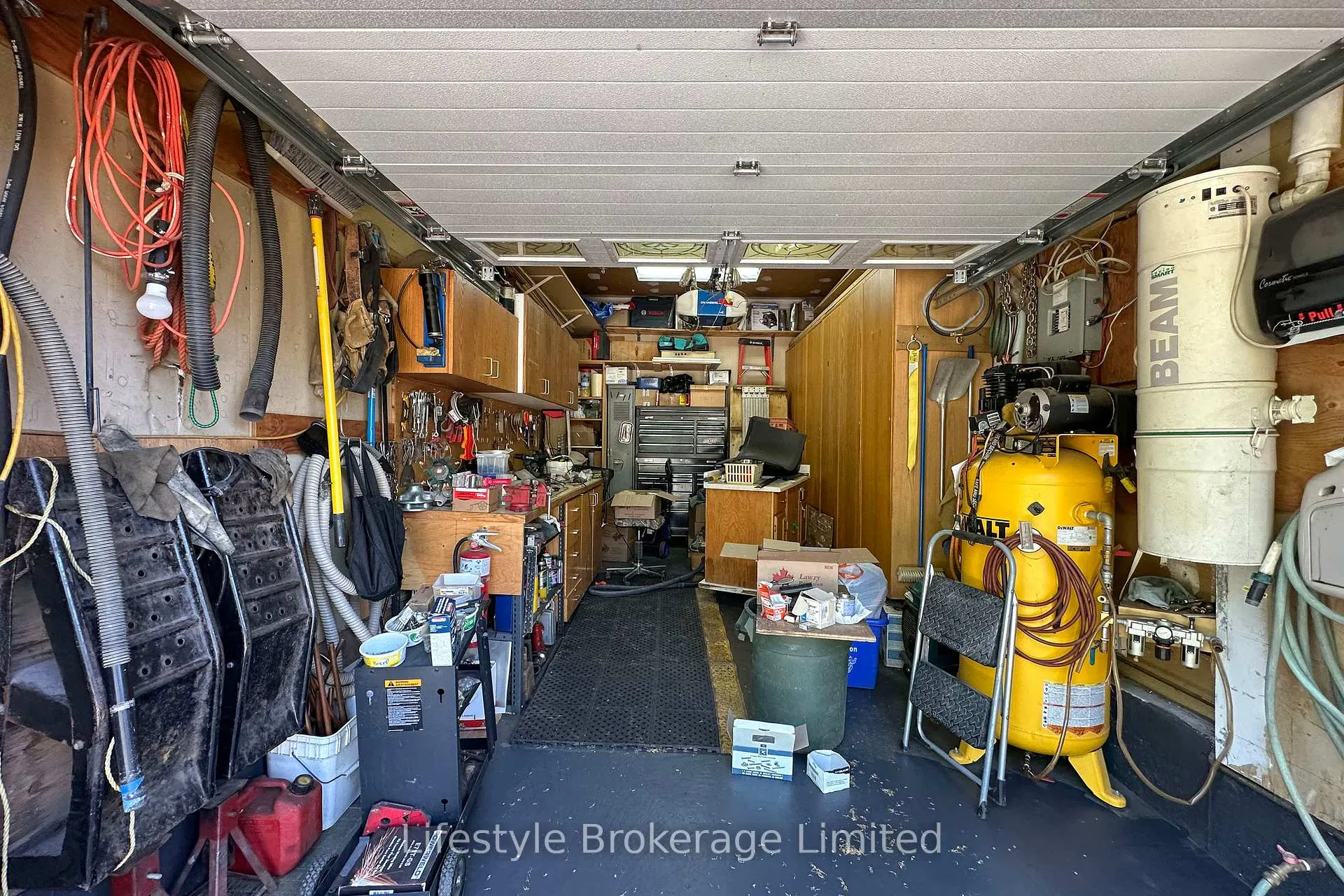 Photo 35 of 97 Hart Boulevard, Clarington, Newcastle — HOMEH