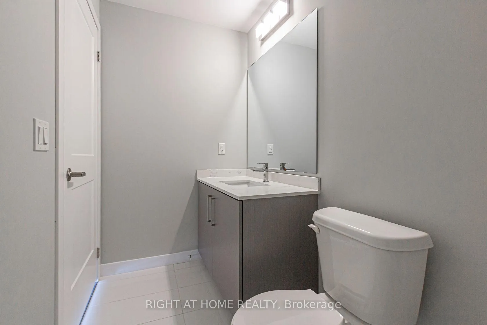 Photo 17 of Unit 1014, 15 Queen Street S, Hamilton, Central — HOMEH