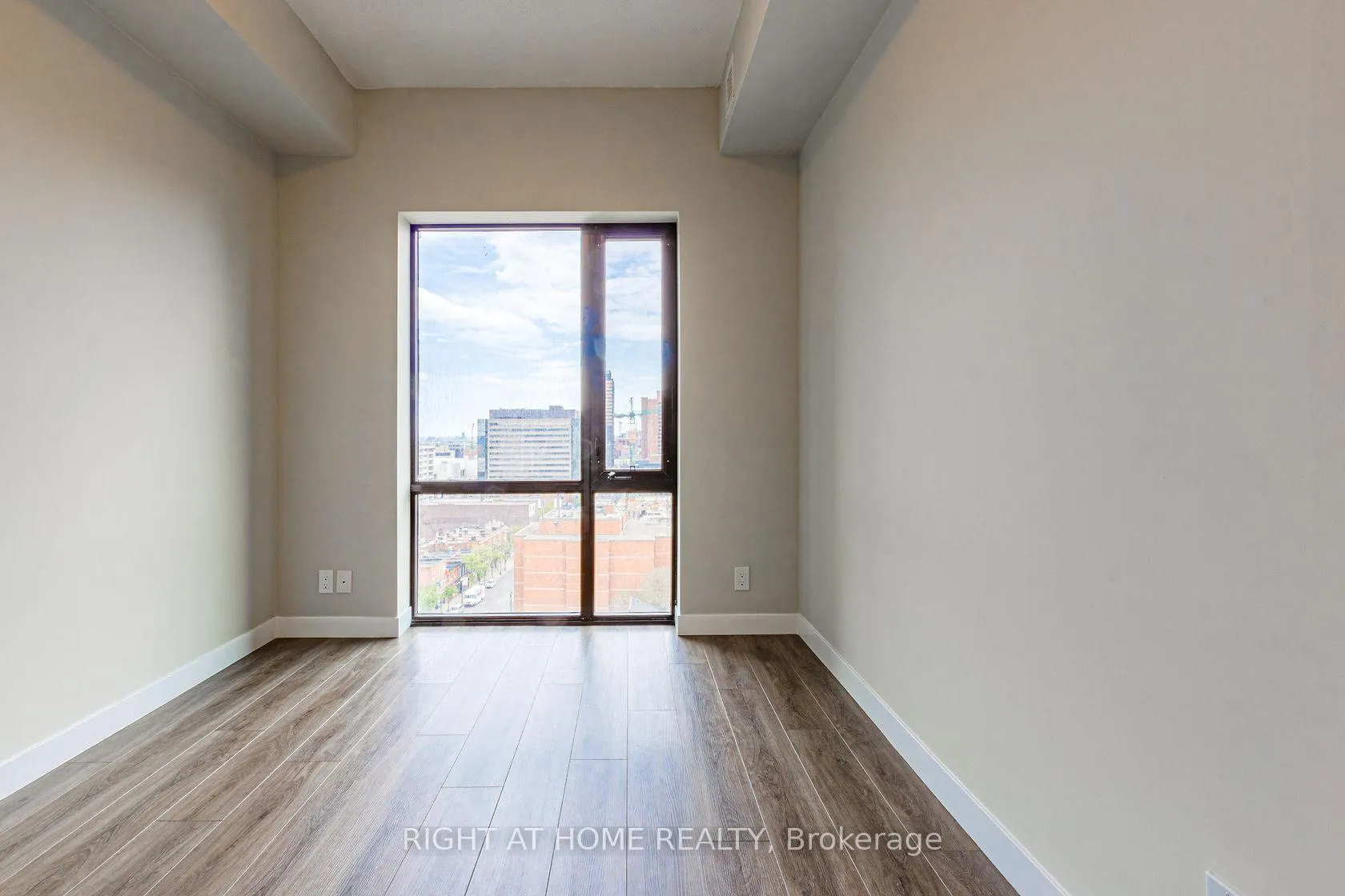 Photo 18 of Unit 1014, 15 Queen Street S, Hamilton, Central — HOMEH