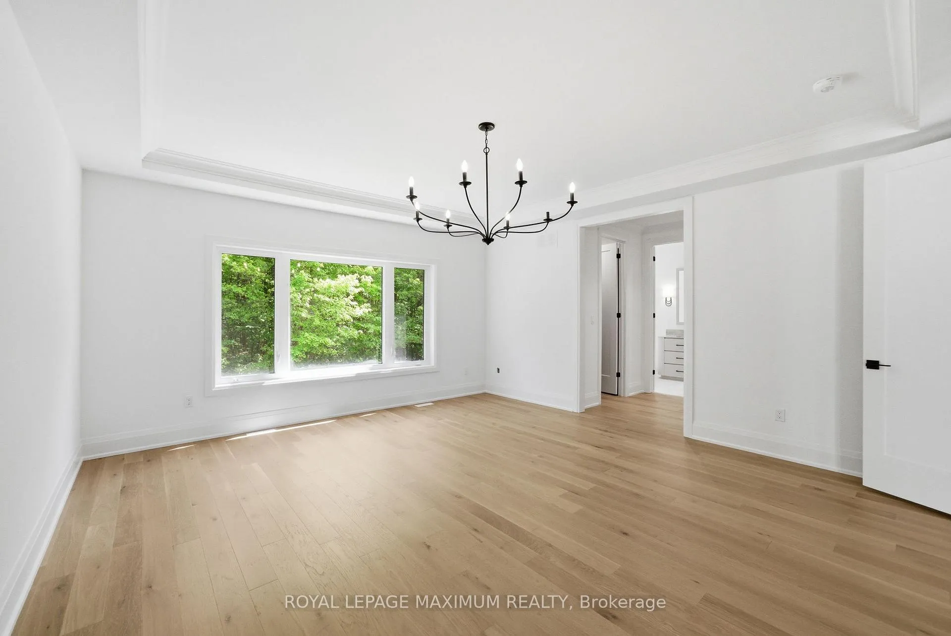 Photo 24 of 19 Donsgrove Court, Vaughan, Patterson — HOMEH