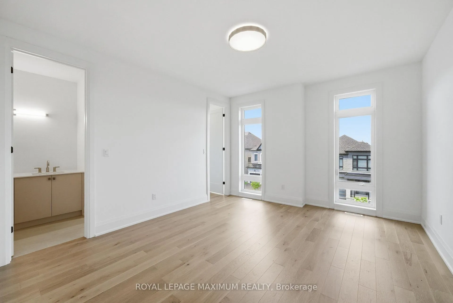 Photo 31 of 19 Donsgrove Court, Vaughan, Patterson — HOMEH
