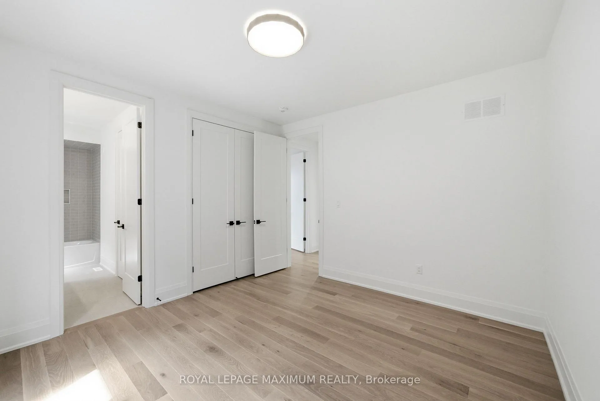Photo 33 of 19 Donsgrove Court, Vaughan, Patterson — HOMEH