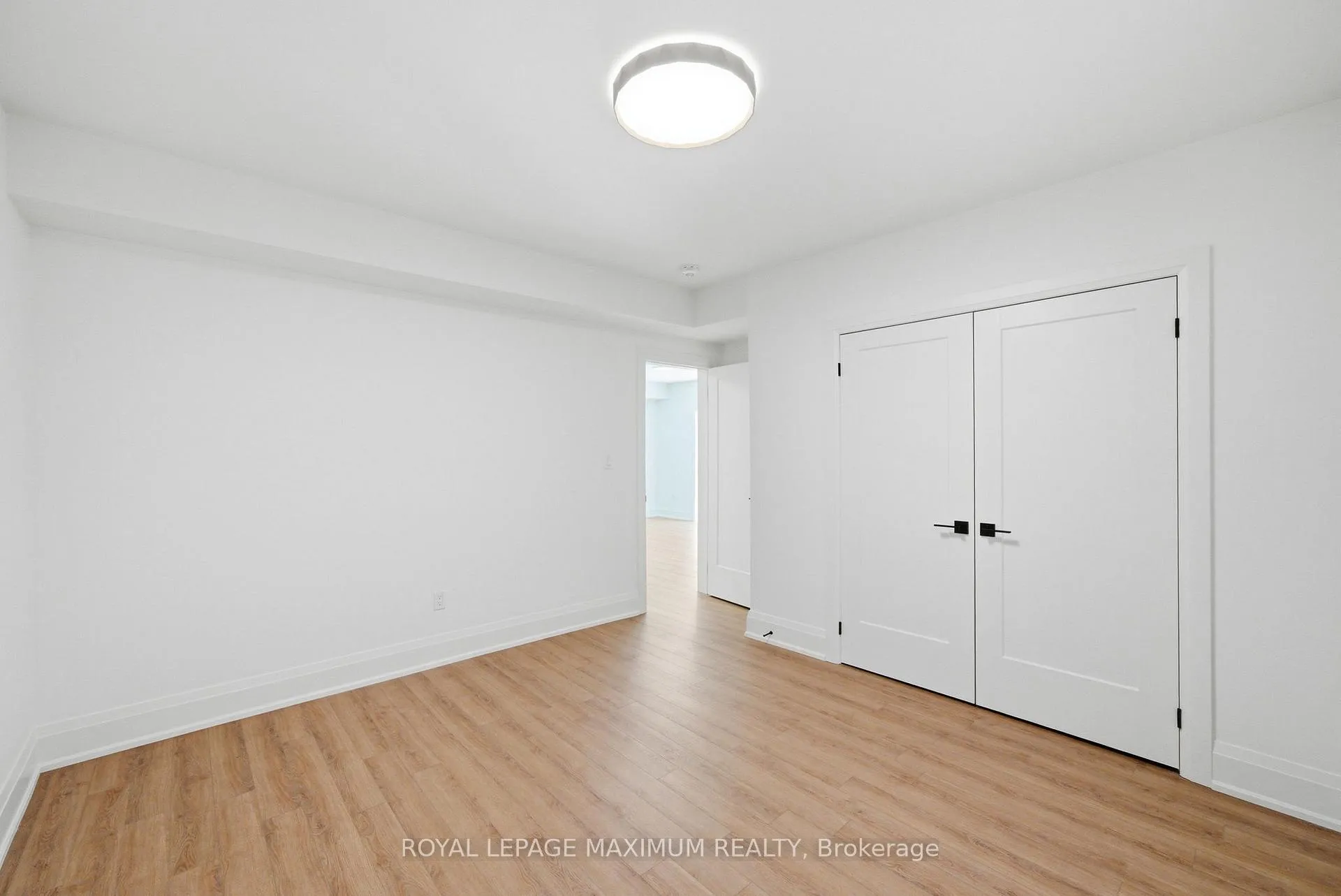 Photo 37 of 19 Donsgrove Court, Vaughan, Patterson — HOMEH
