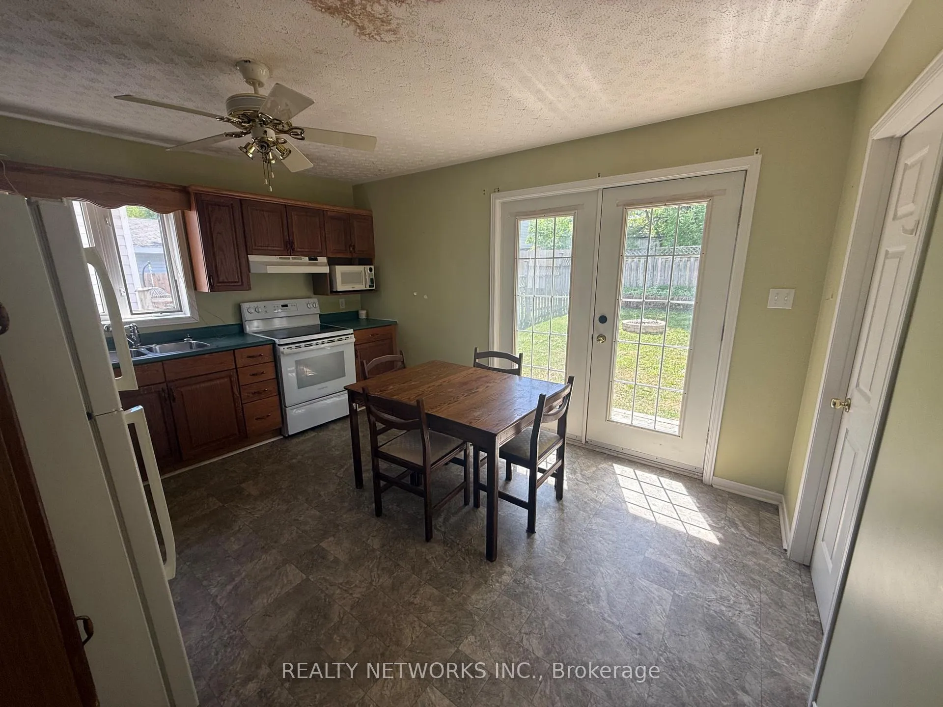 Photo 8 of 112 Dwyer Avenue, Timmins, SCH - Main Area — HOMEH