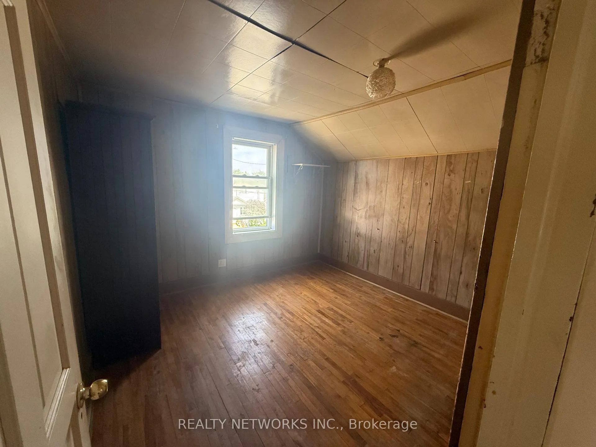 Photo 13 of 112 Dwyer Avenue, Timmins, SCH - Main Area — HOMEH