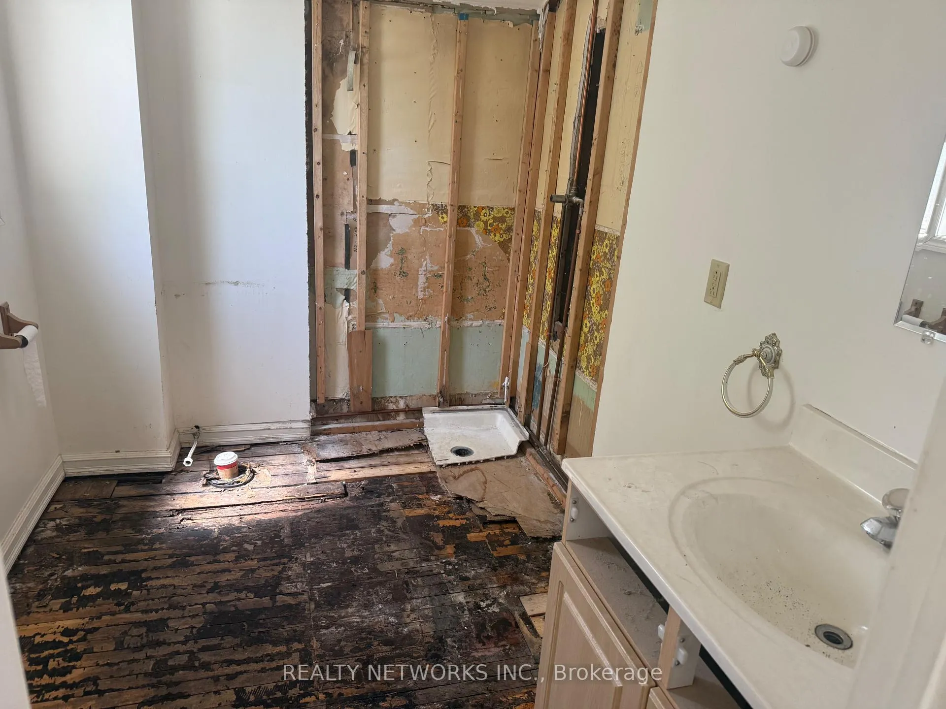 Photo 16 of 112 Dwyer Avenue, Timmins, SCH - Main Area — HOMEH