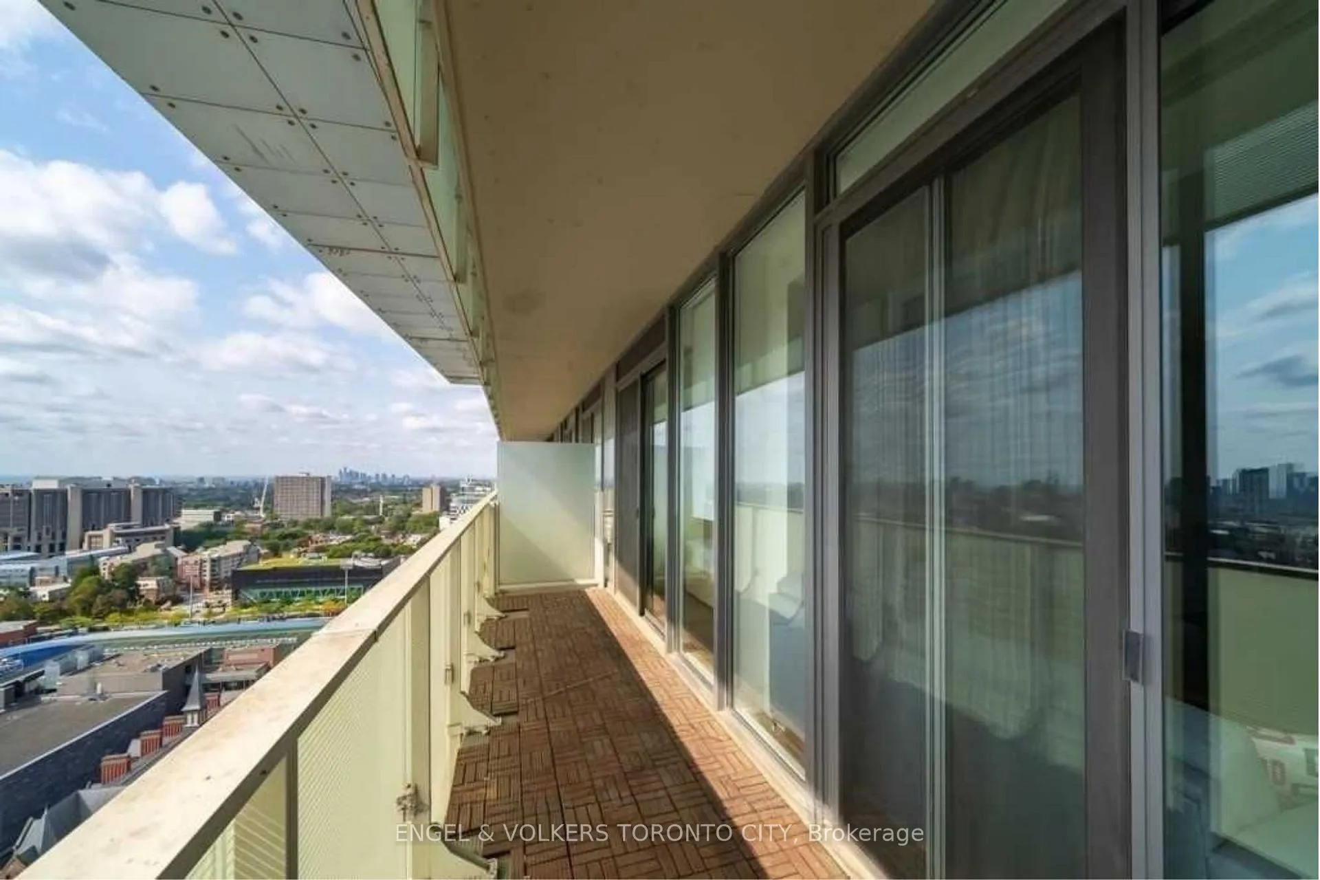 Photo 28 of Unit 2203, 200 Bloor Street W, Toronto, The Annex — HOMEH