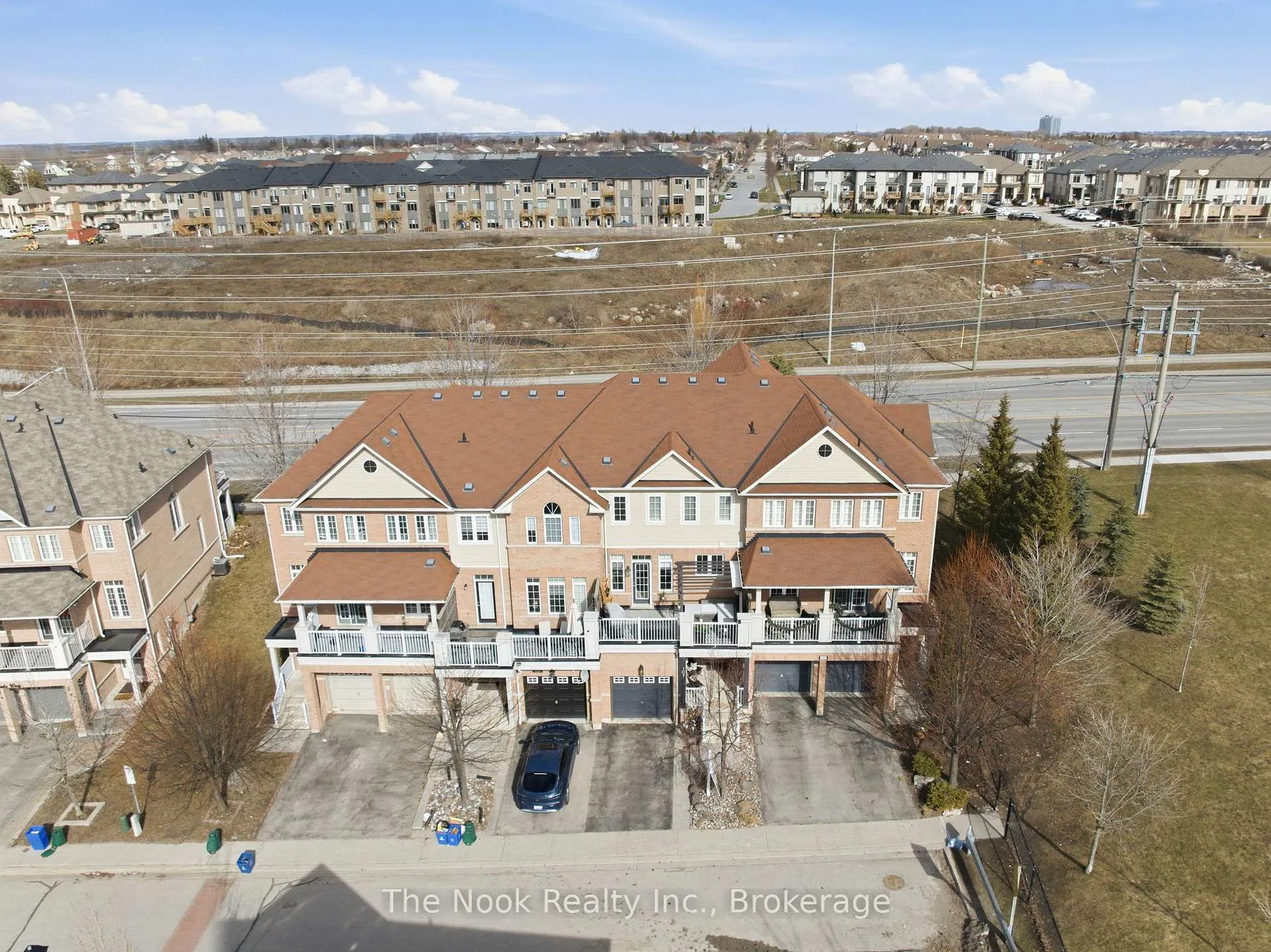 Photo 42 of 107 Barkdale Way, Whitby, Pringle Creek — HOMEH