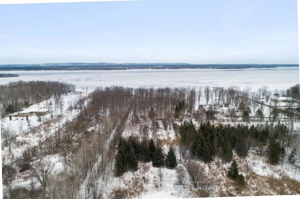 Photo 5 of Golf Course Road, Laurentian Valley — HOMEH