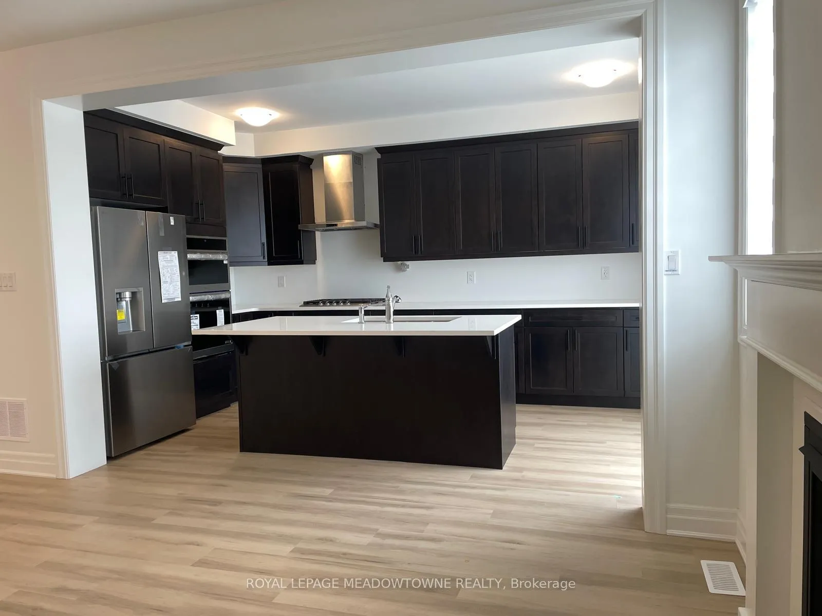 Photo 8 of 1163 Stirling Todd Terrace, Milton, Bowes — HOMEH