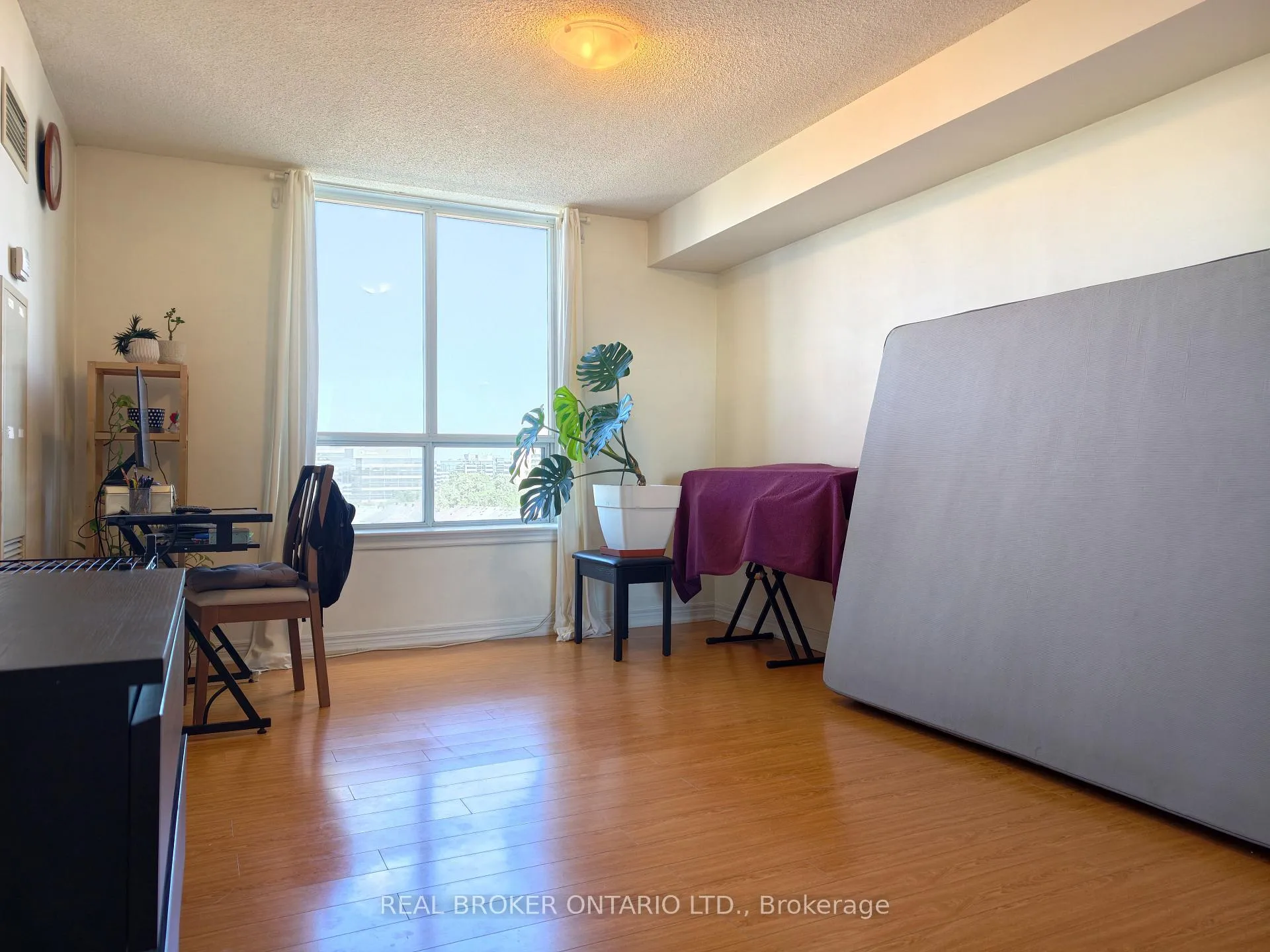 Photo 10 of Unit 702, 51 Times Avenue, Markham, Commerce Valley — HOMEH