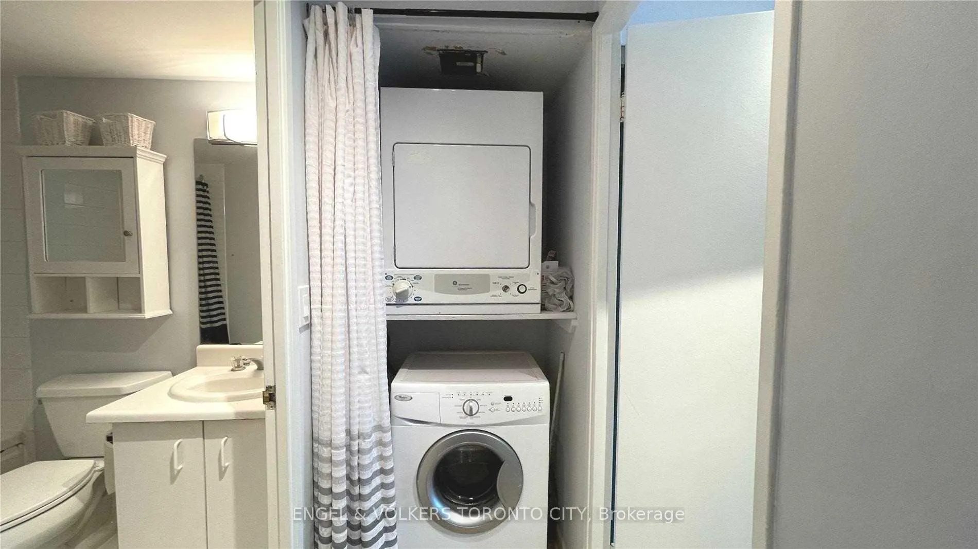 Photo 8 of Unit 2601, 44 St Joseph Street, Toronto, Bay Street Corridor — HOMEH