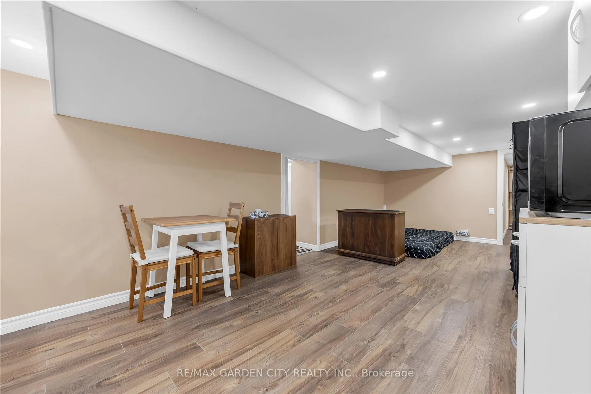Photo 3 of Unit Lower, 205 Ferguson Avenue S, Hamilton, Corktown — HOMEH