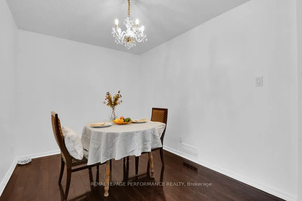 Photo 13 of 1743 Heatherington Road, Ottawa, Heron Gate/Industrial Park — HOMEH