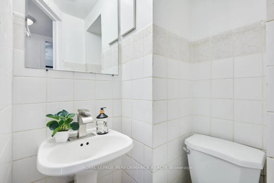 Photo 18 of 1743 Heatherington Road, Ottawa, Heron Gate/Industrial Park — HOMEH