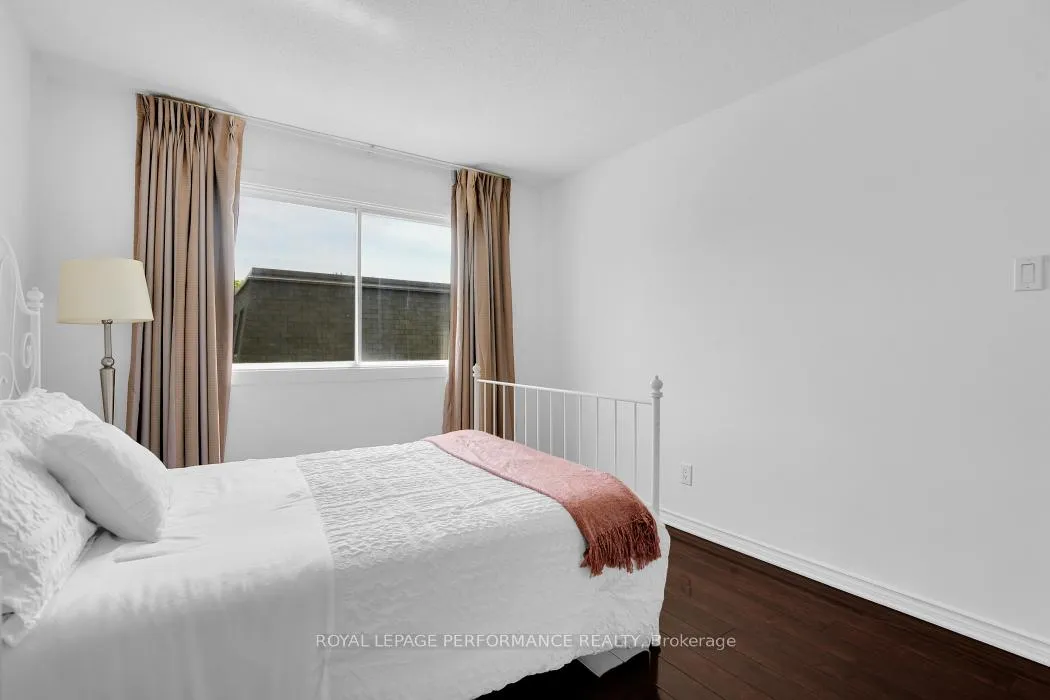 Photo 21 of 1743 Heatherington Road, Ottawa, Heron Gate/Industrial Park — HOMEH