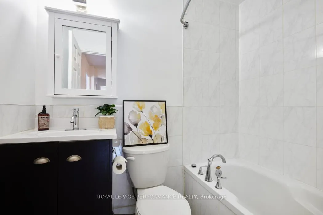 Photo 27 of 1743 Heatherington Road, Ottawa, Heron Gate/Industrial Park — HOMEH