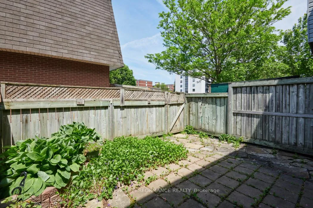 Photo 34 of 1743 Heatherington Road, Ottawa, Heron Gate/Industrial Park — HOMEH