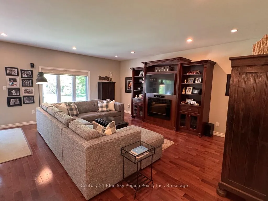Photo 7 of 265 Osprey Crescent, Callander — HOMEH