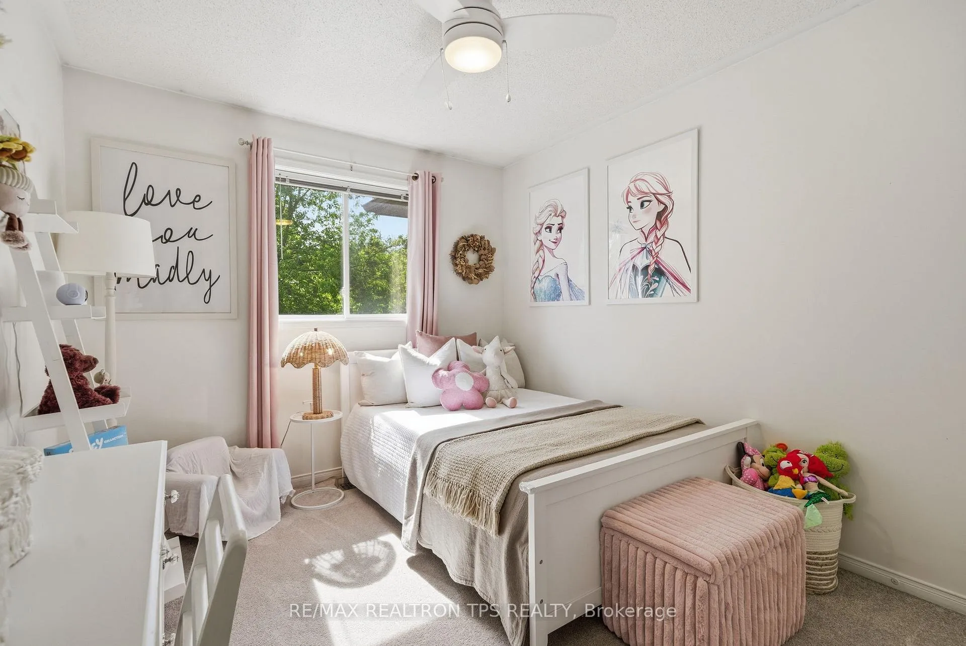 Photo 14 of 68 Richfield Square, Clarington, Courtice — HOMEH