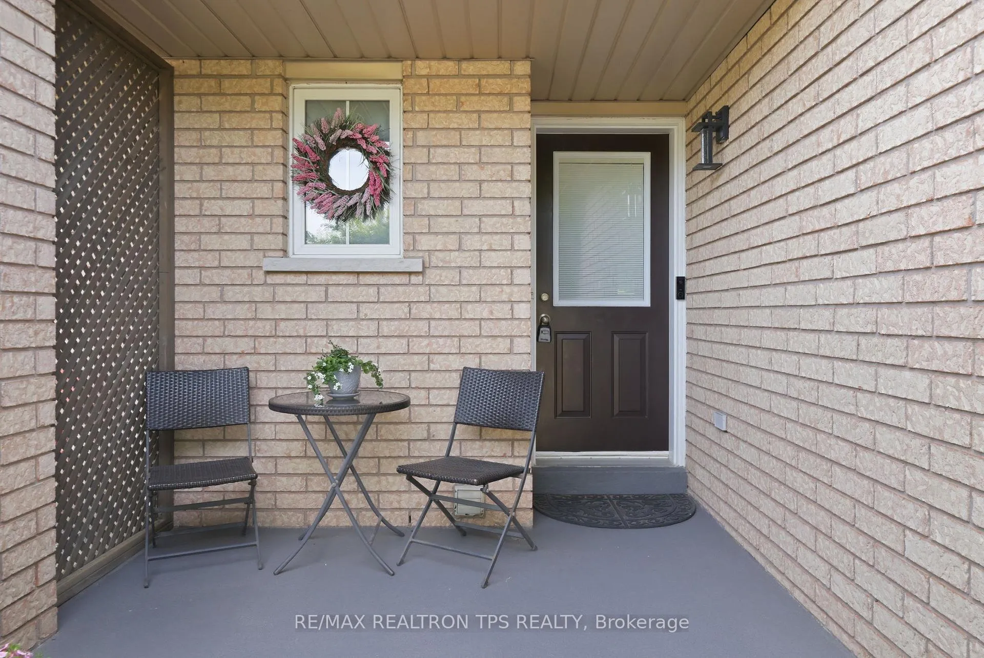 Photo 24 of 68 Richfield Square, Clarington, Courtice — HOMEH