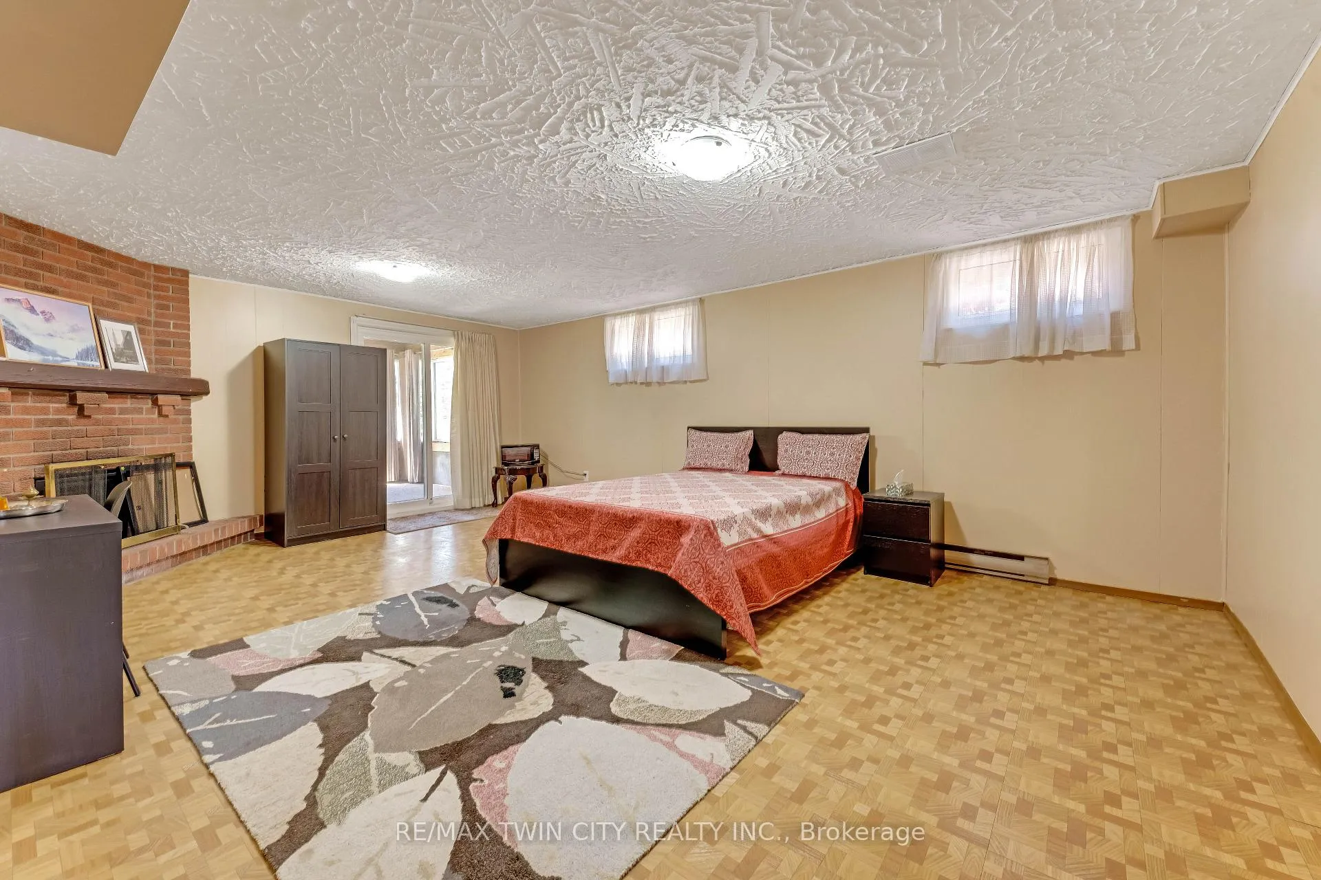 Photo 28 of 402 Lakeview Drive, Waterloo, Lakeshore Village — HOMEH