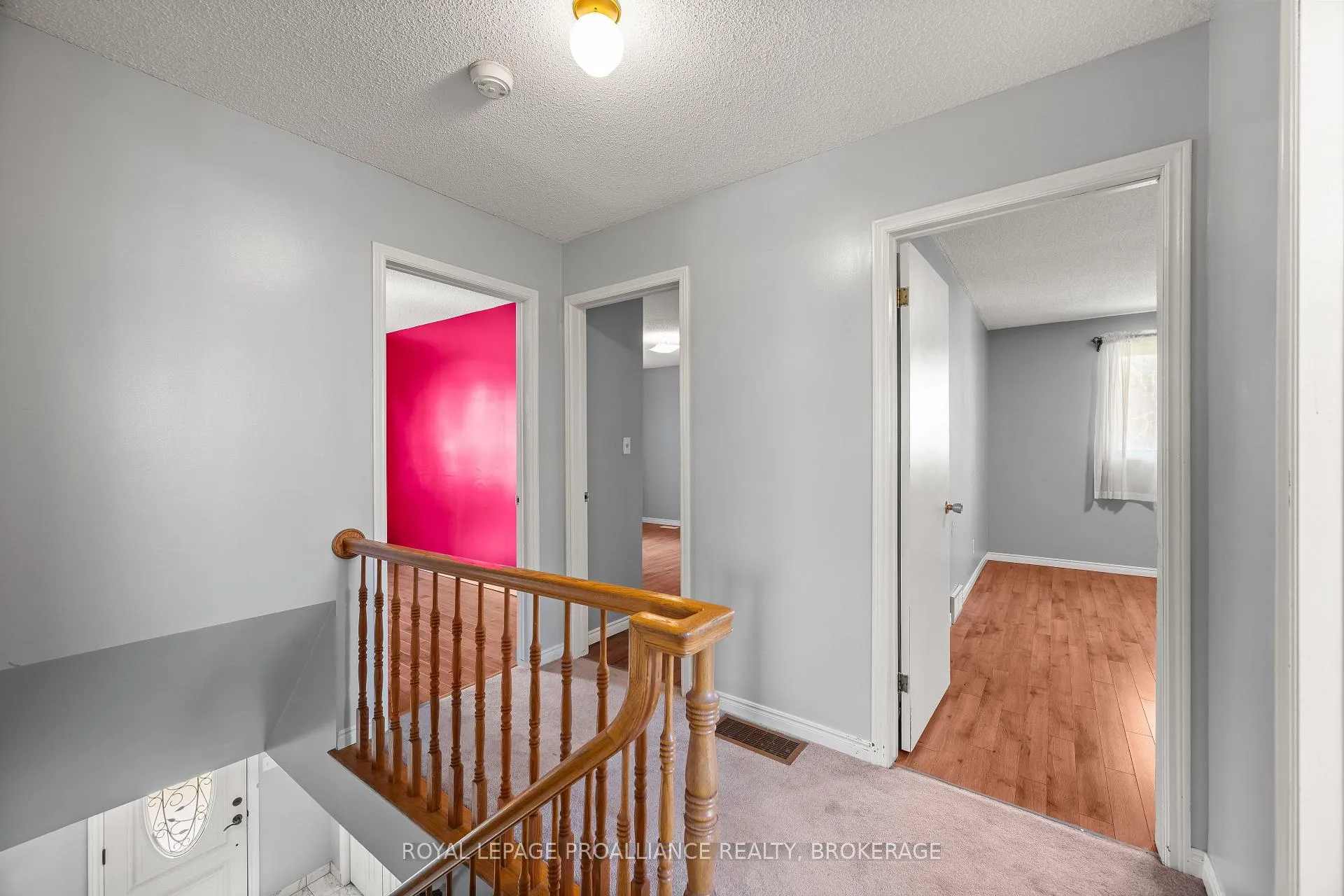 Photo 11 of 139 Dauphin Avenue, Kingston, Rideau — HOMEH