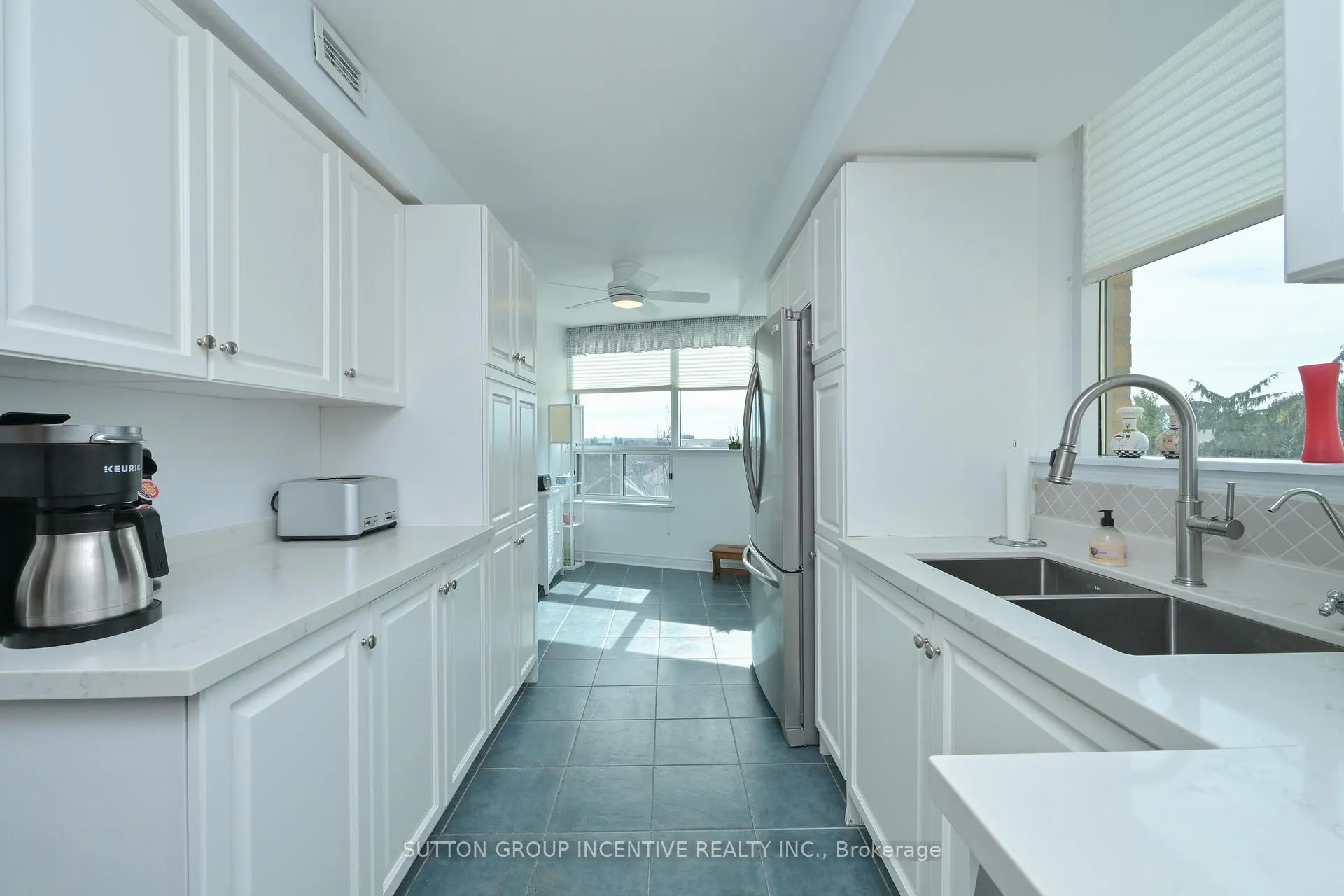 Photo 7 of Unit 308, 4 Briar Hill Heights, New Tecumseth, Rural New Tecumseth — HOMEH