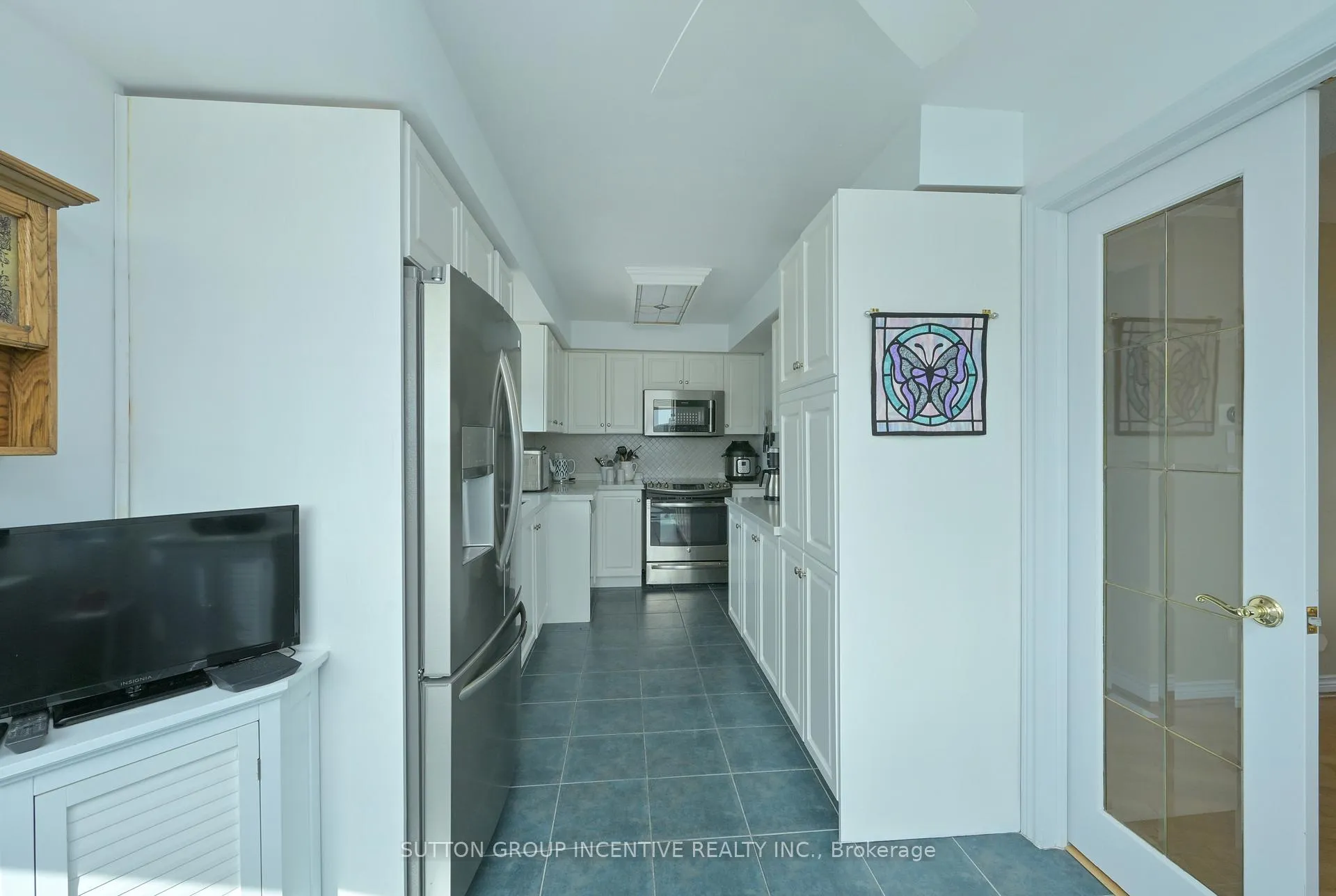 Photo 9 of Unit 308, 4 Briar Hill Heights, New Tecumseth, Rural New Tecumseth — HOMEH