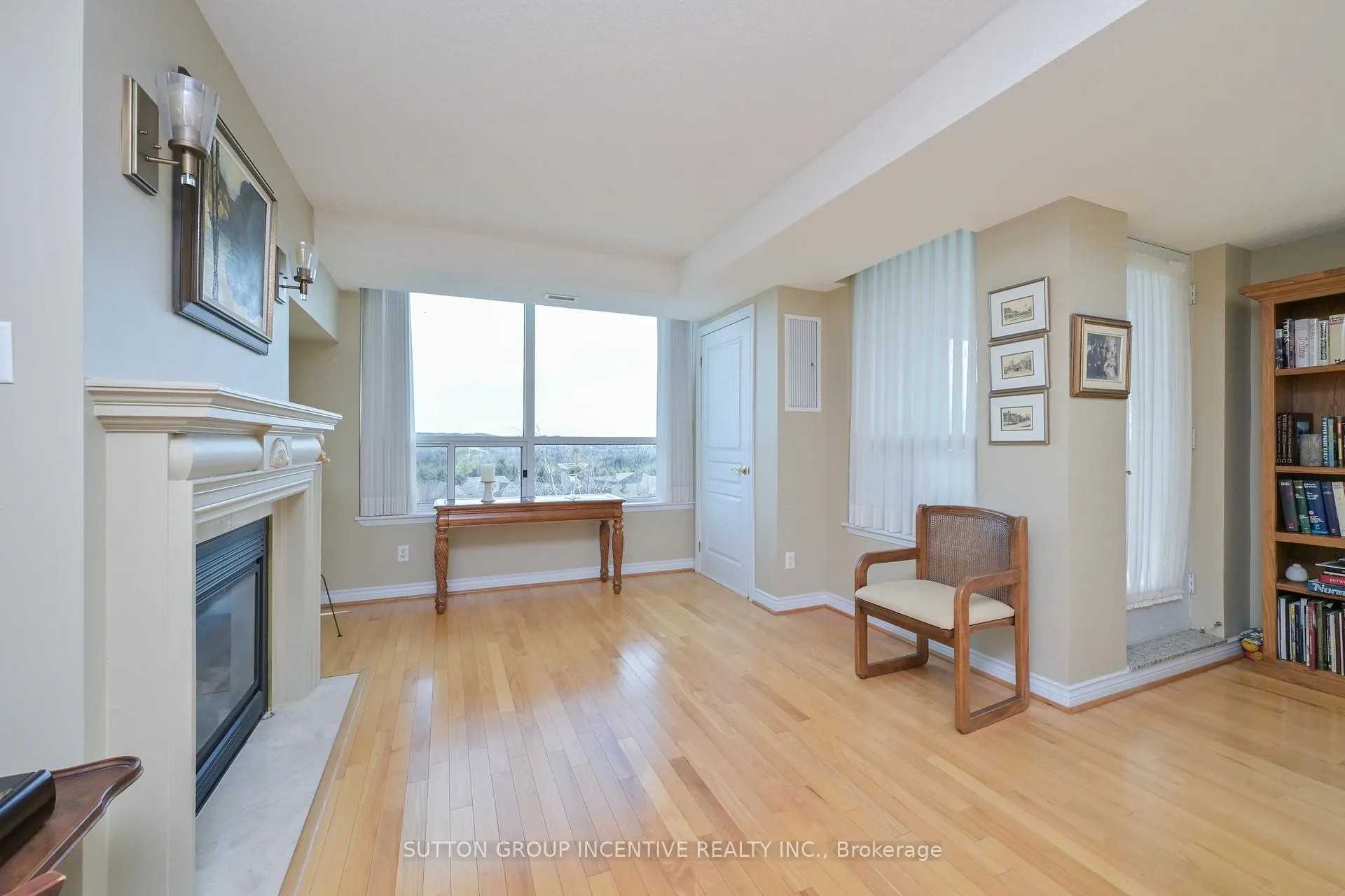 Photo 16 of Unit 308, 4 Briar Hill Heights, New Tecumseth, Rural New Tecumseth — HOMEH