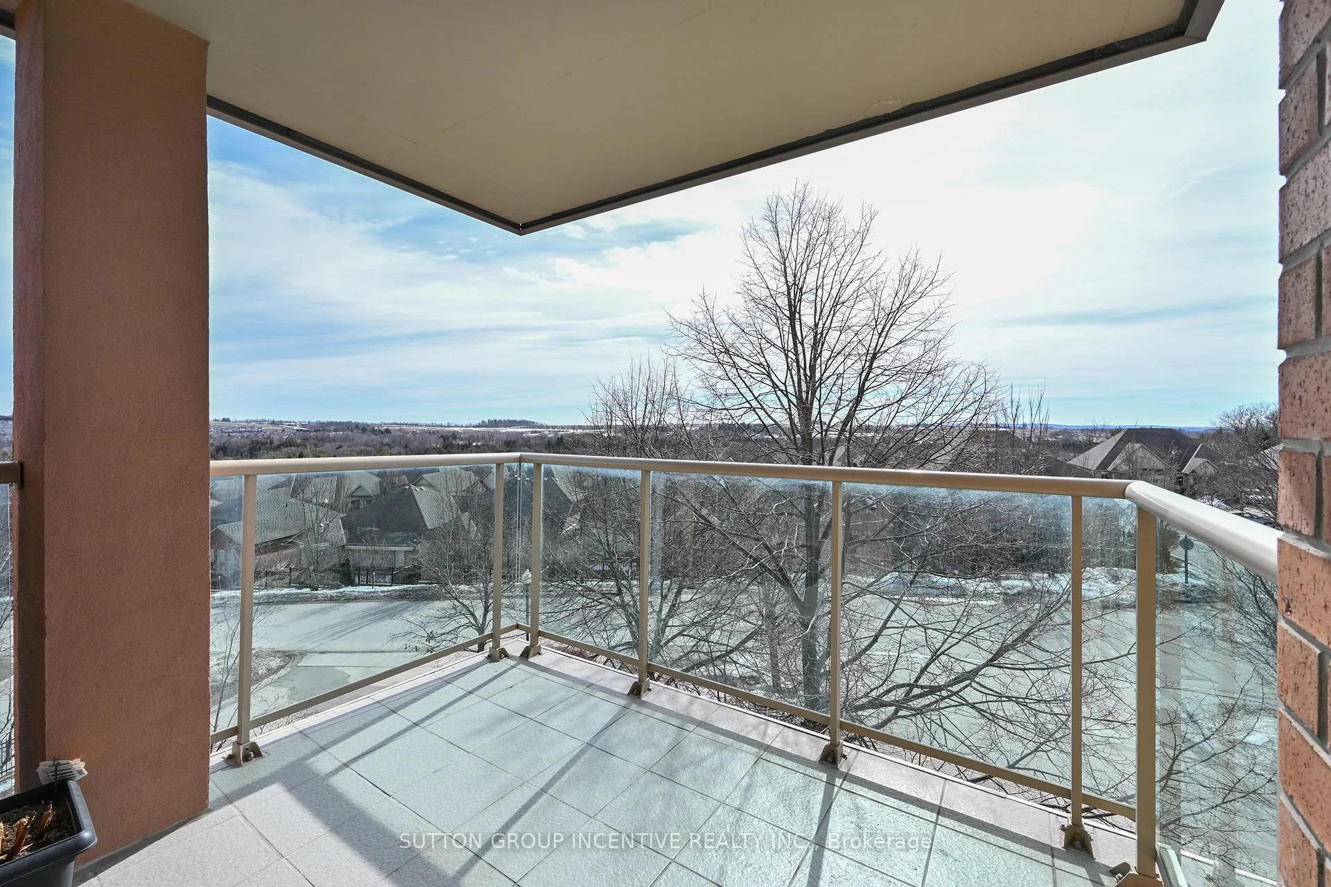 Photo 25 of Unit 308, 4 Briar Hill Heights, New Tecumseth, Rural New Tecumseth — HOMEH
