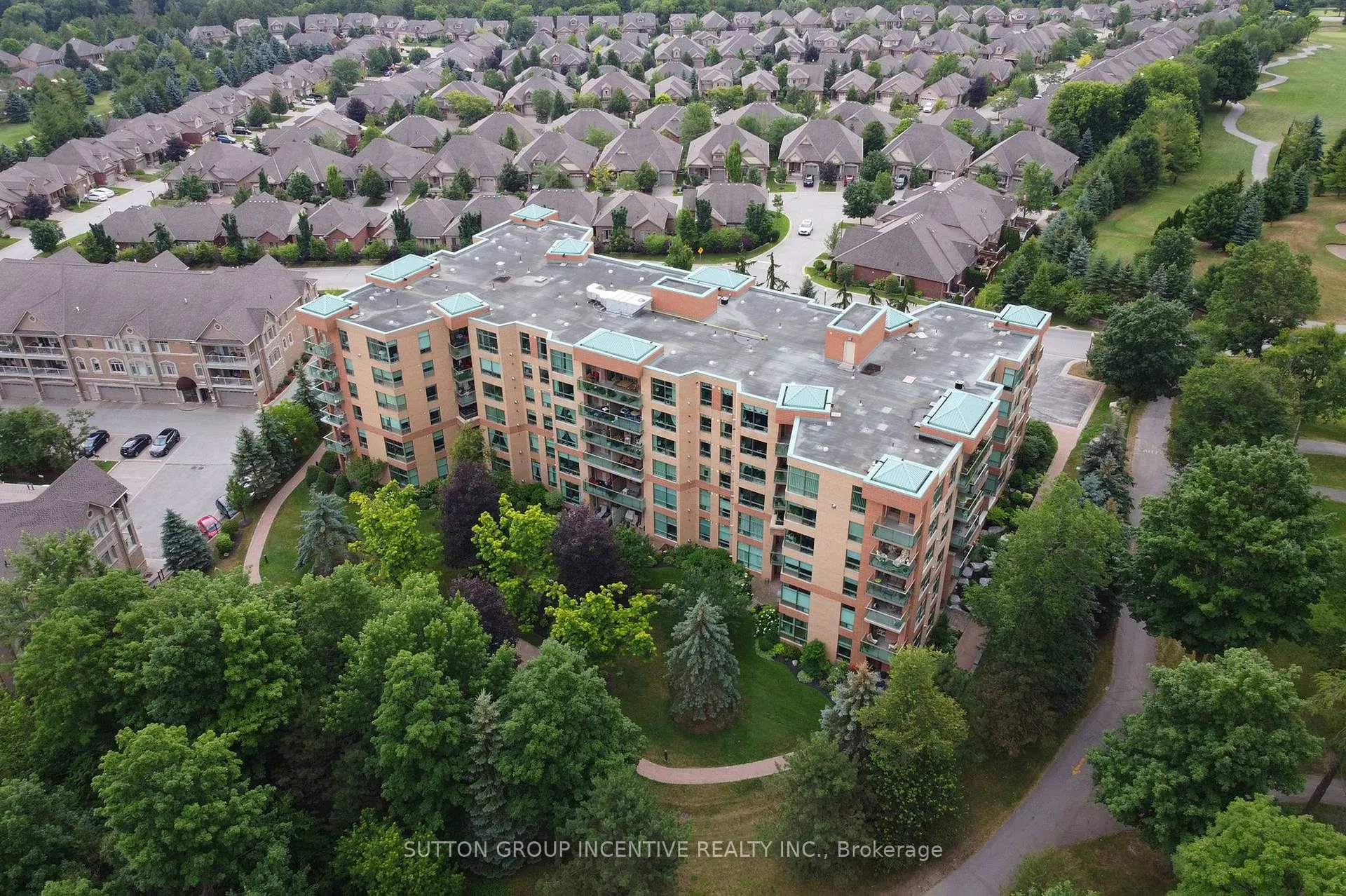 Photo 31 of Unit 308, 4 Briar Hill Heights, New Tecumseth, Rural New Tecumseth — HOMEH