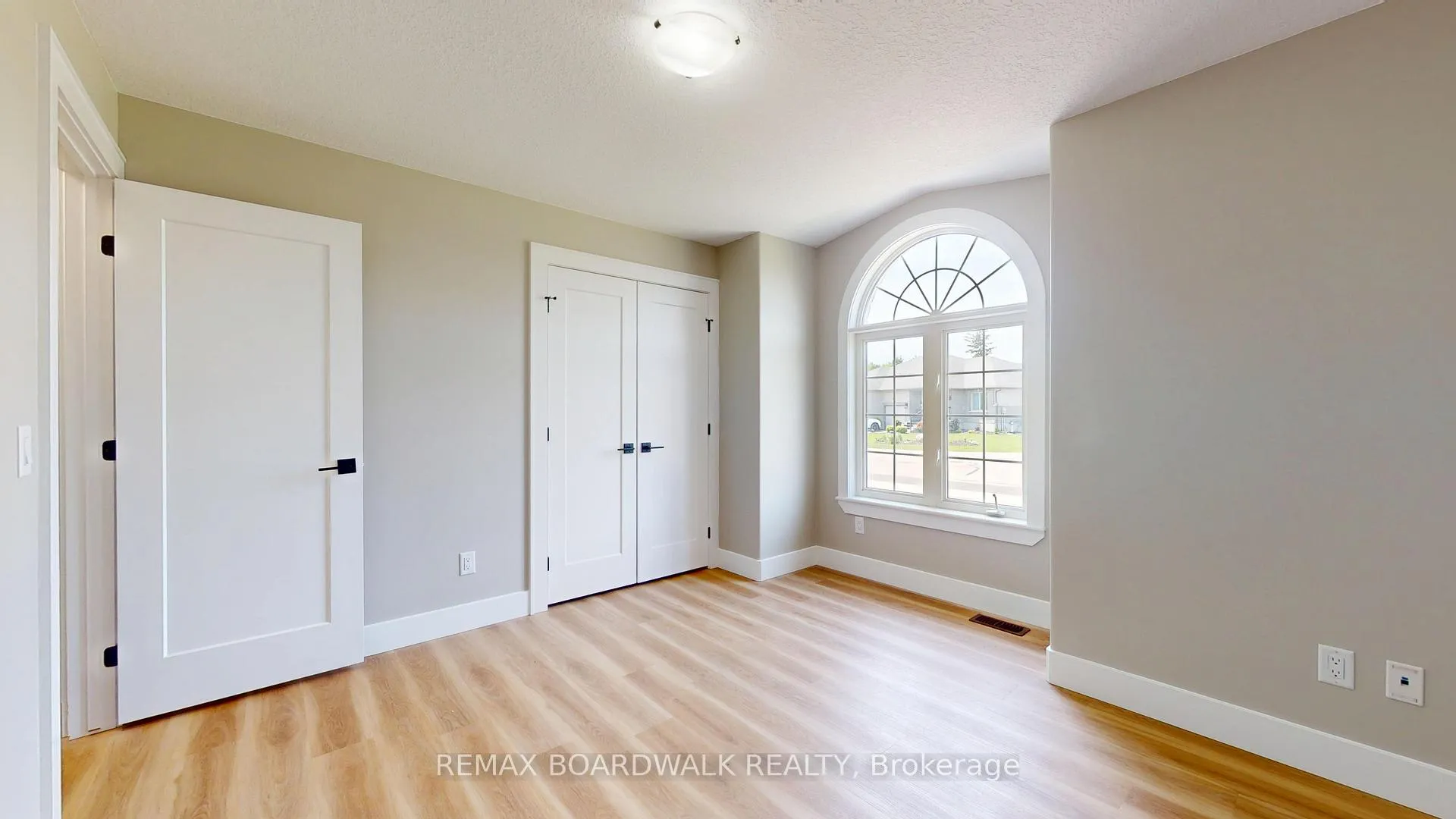 Photo 16 of 1025 Aspen Drive, Brockville — HOMEH
