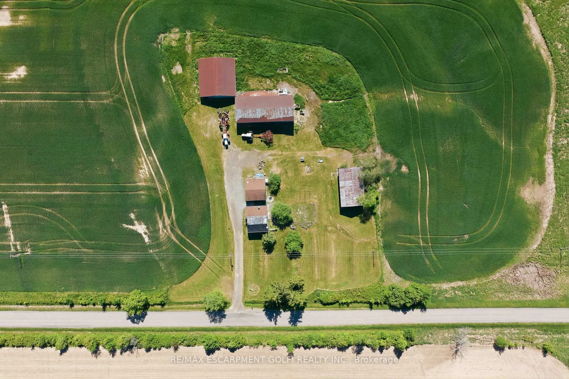Photo 6 of 5153 Berry Road, Hamilton, Rural Glanbrook — HOMEH