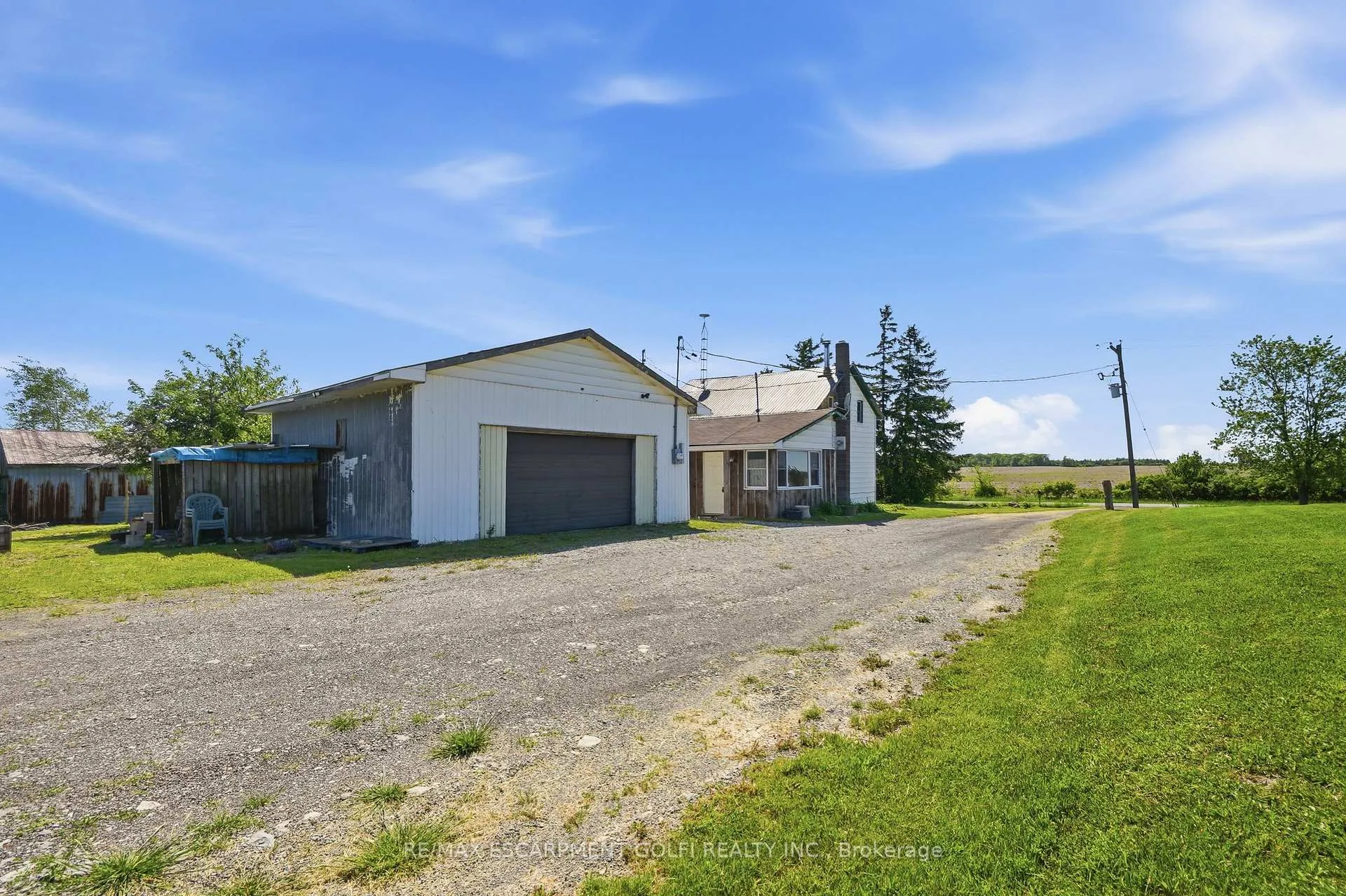 Photo 8 of 5153 Berry Road, Hamilton, Rural Glanbrook — HOMEH