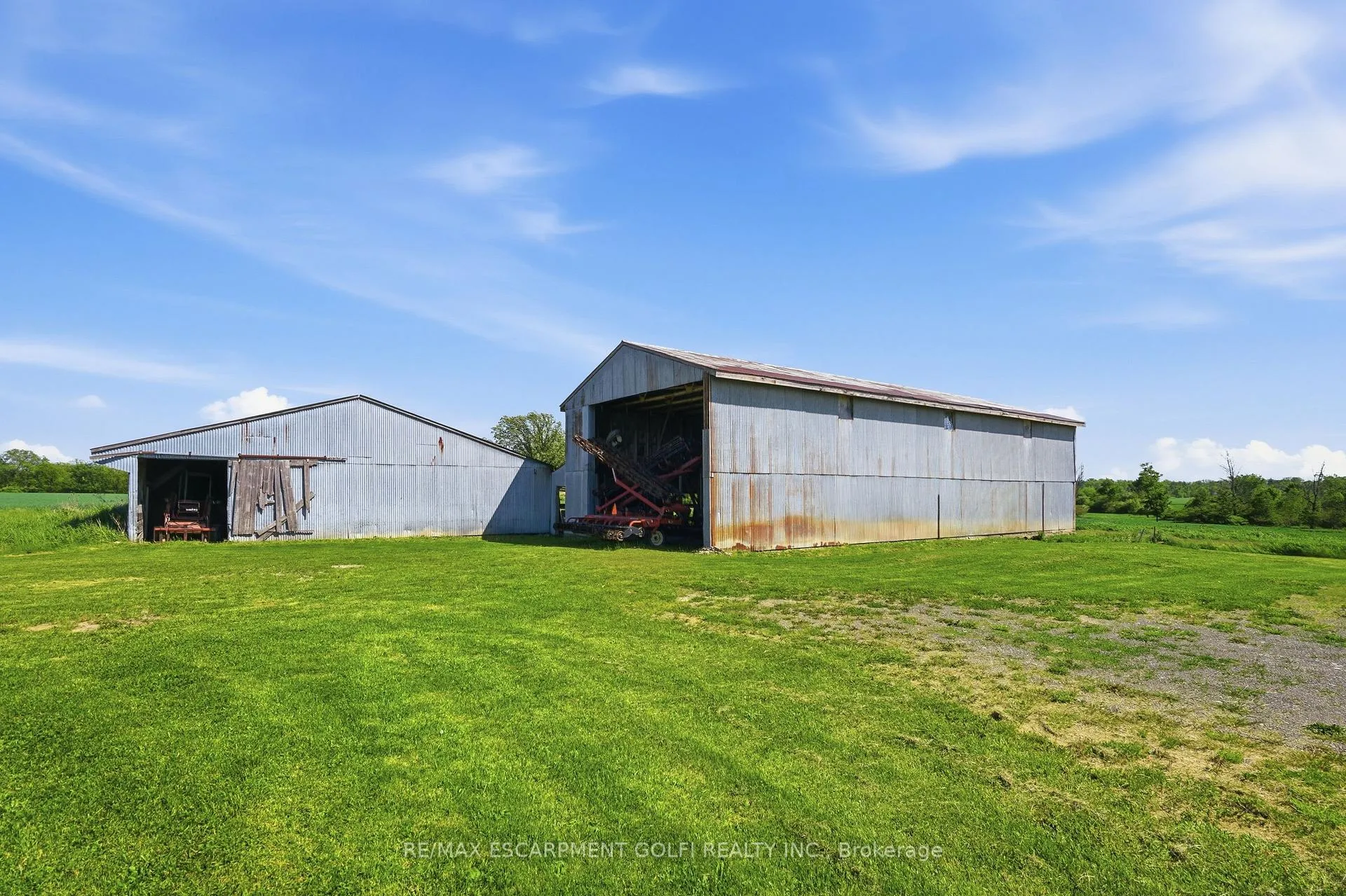 Photo 9 of 5153 Berry Road, Hamilton, Rural Glanbrook — HOMEH