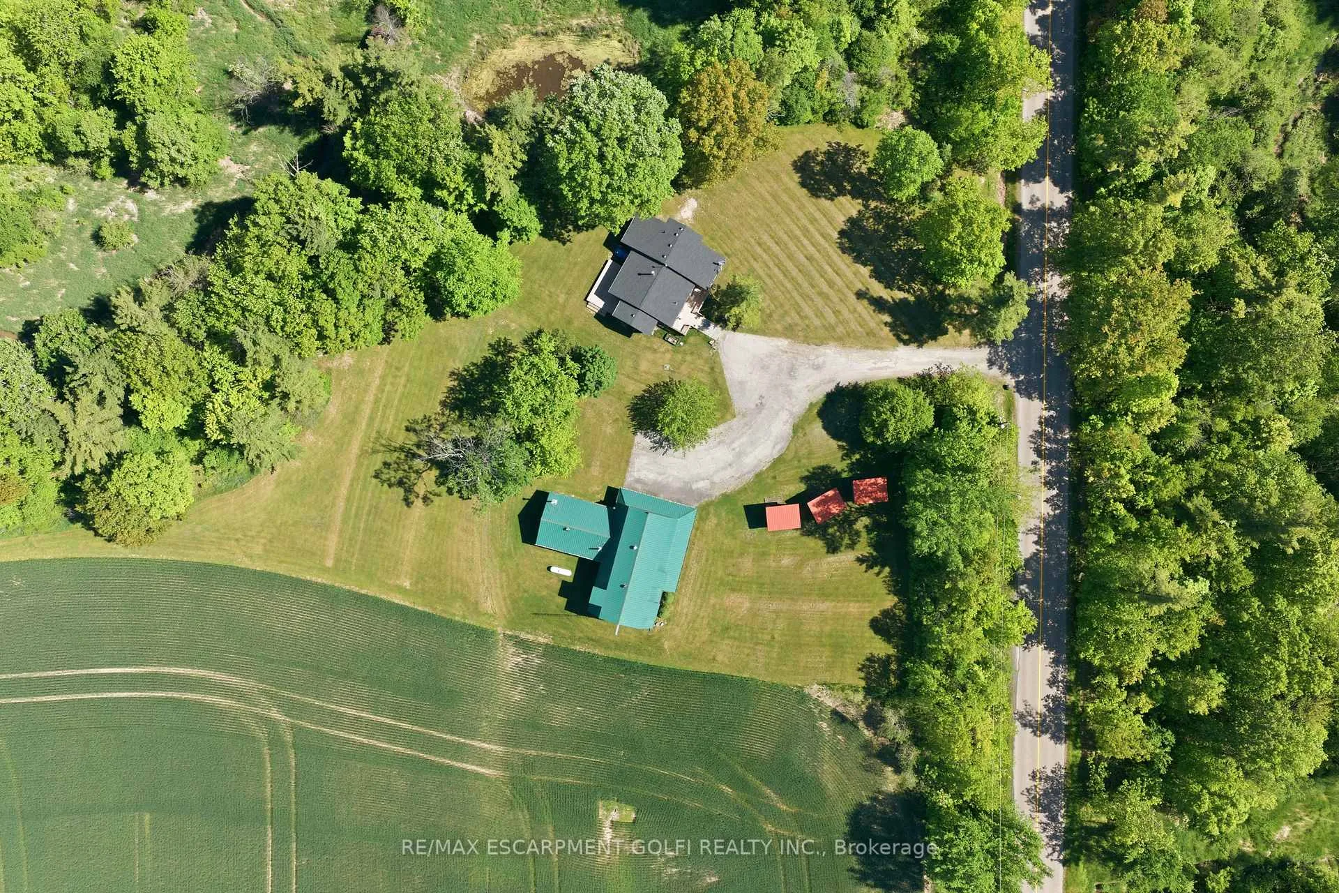 Photo 18 of 5153 Berry Road, Hamilton, Rural Glanbrook — HOMEH
