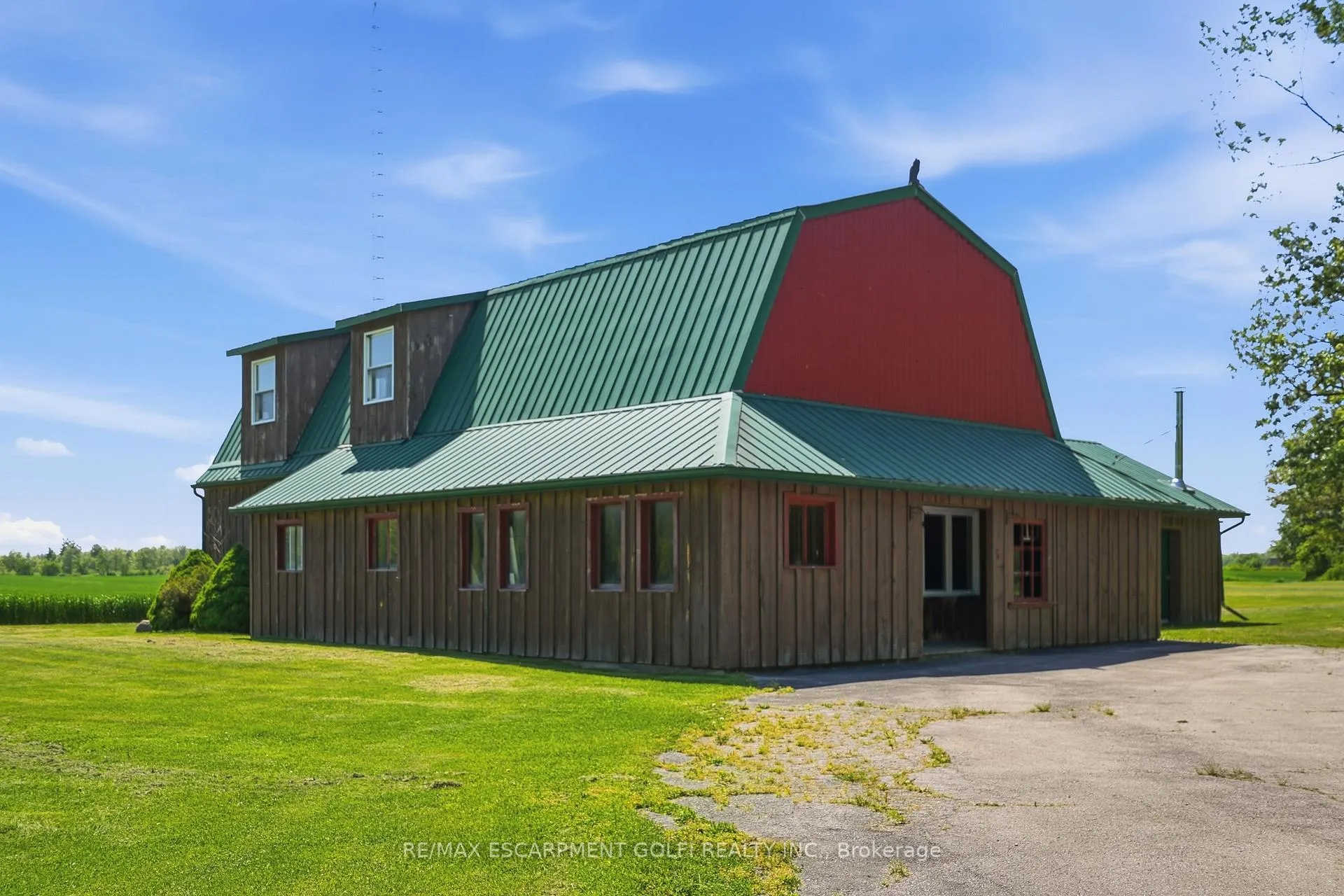 Photo 20 of 5153 Berry Road, Hamilton, Rural Glanbrook — HOMEH