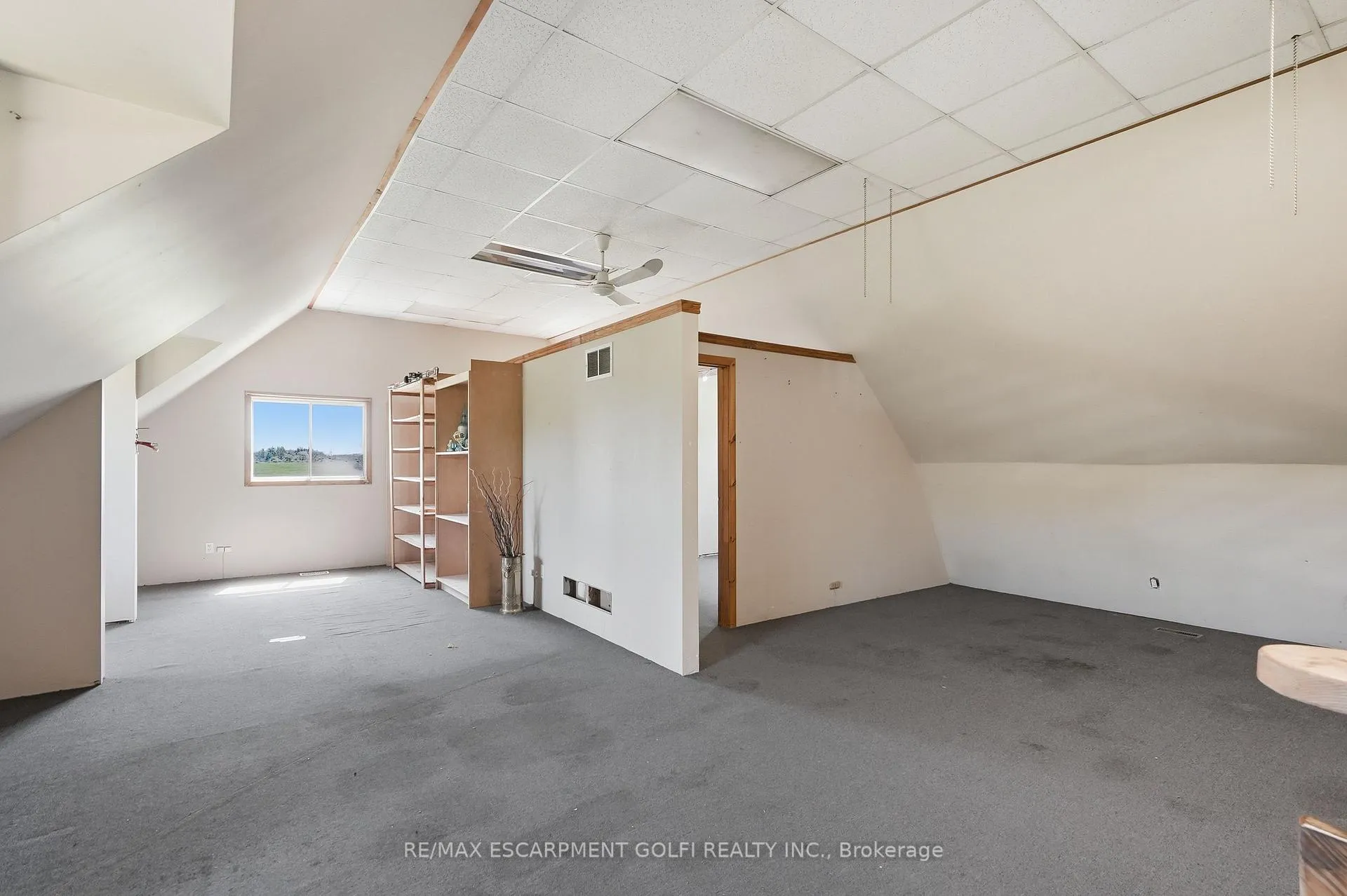 Photo 26 of 5153 Berry Road, Hamilton, Rural Glanbrook — HOMEH