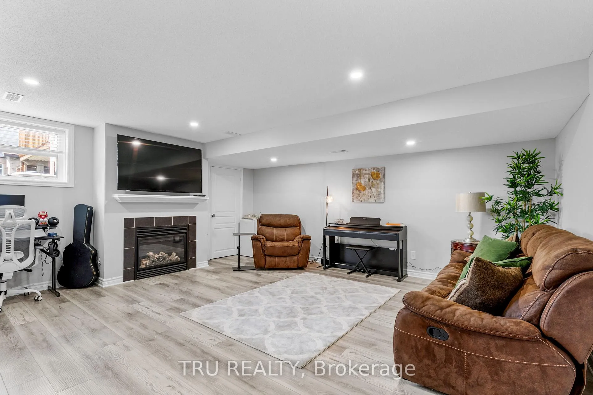 Photo 39 of 1019 Ottenbrite Crescent, Ottawa, Kanata - Kanata Lakes/Heritage Hills — HOMEH