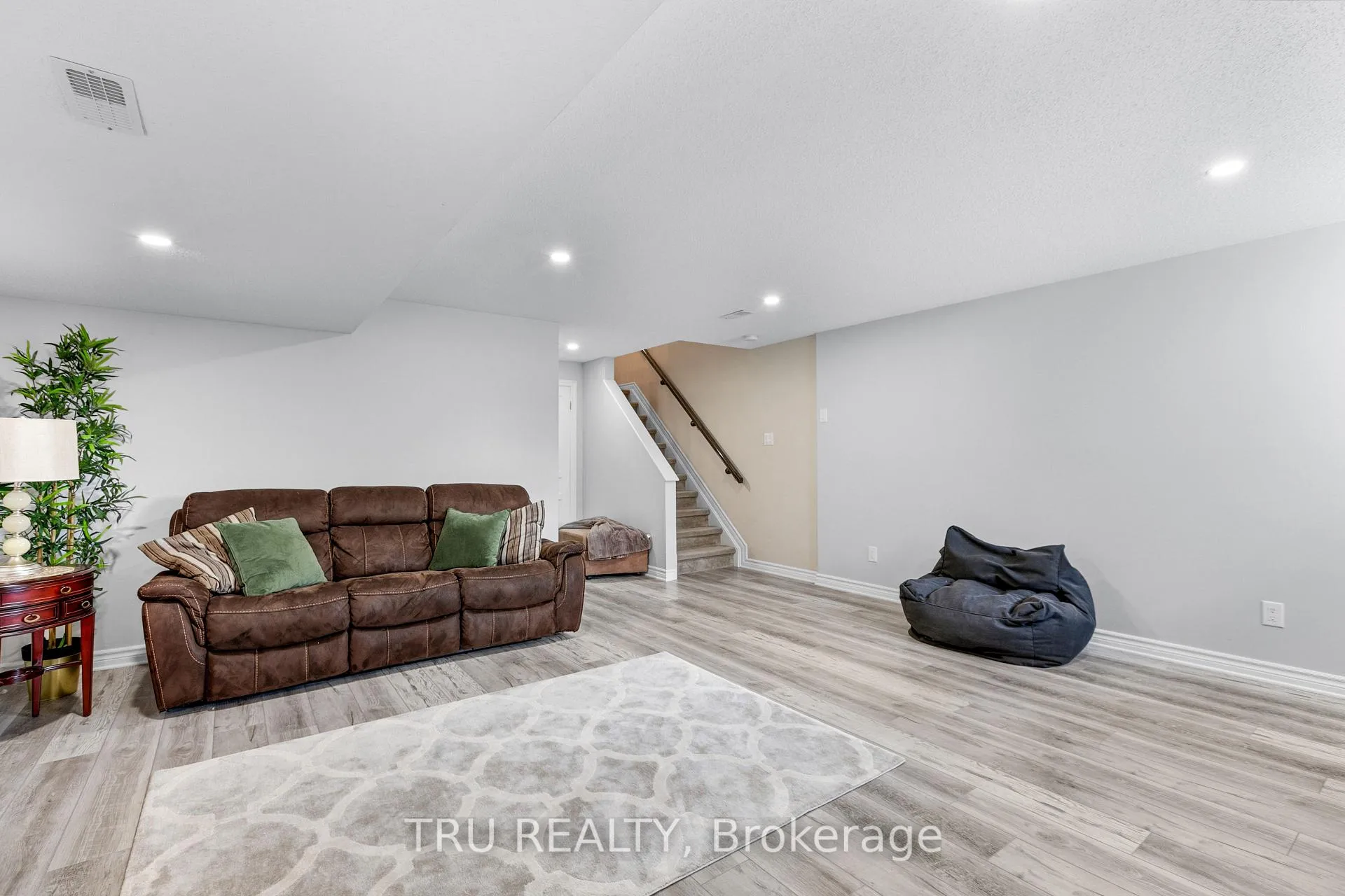 Photo 41 of 1019 Ottenbrite Crescent, Ottawa, Kanata - Kanata Lakes/Heritage Hills — HOMEH