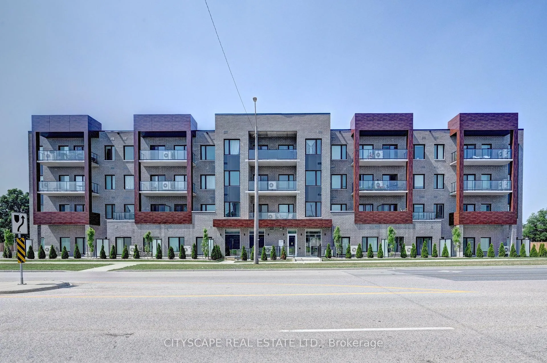 Front of Unit 212, 408 Dundas Street S