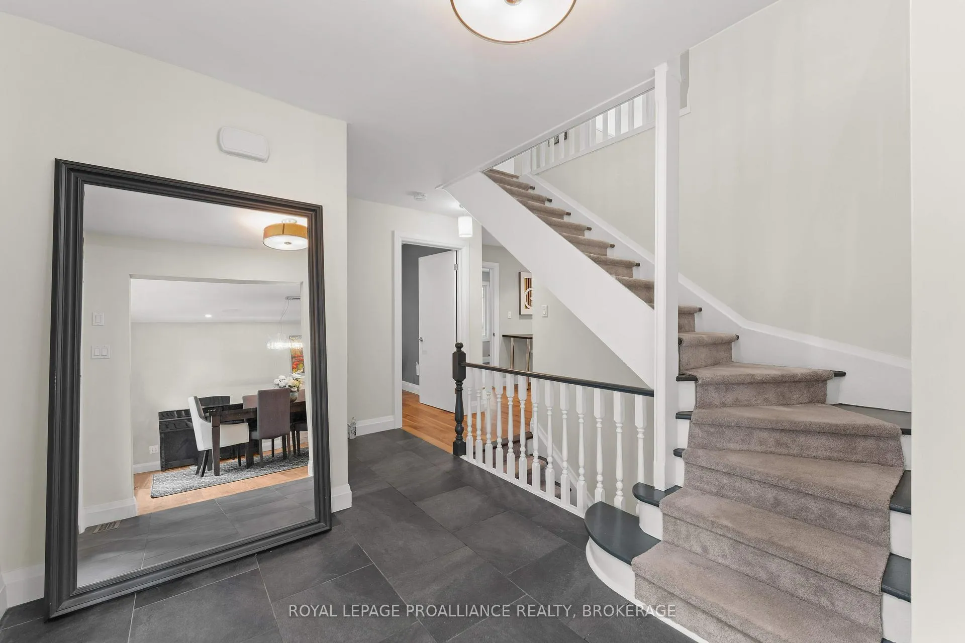 Photo 5 of 29 Hillcroft Drive, Kingston, Central City East — HOMEH