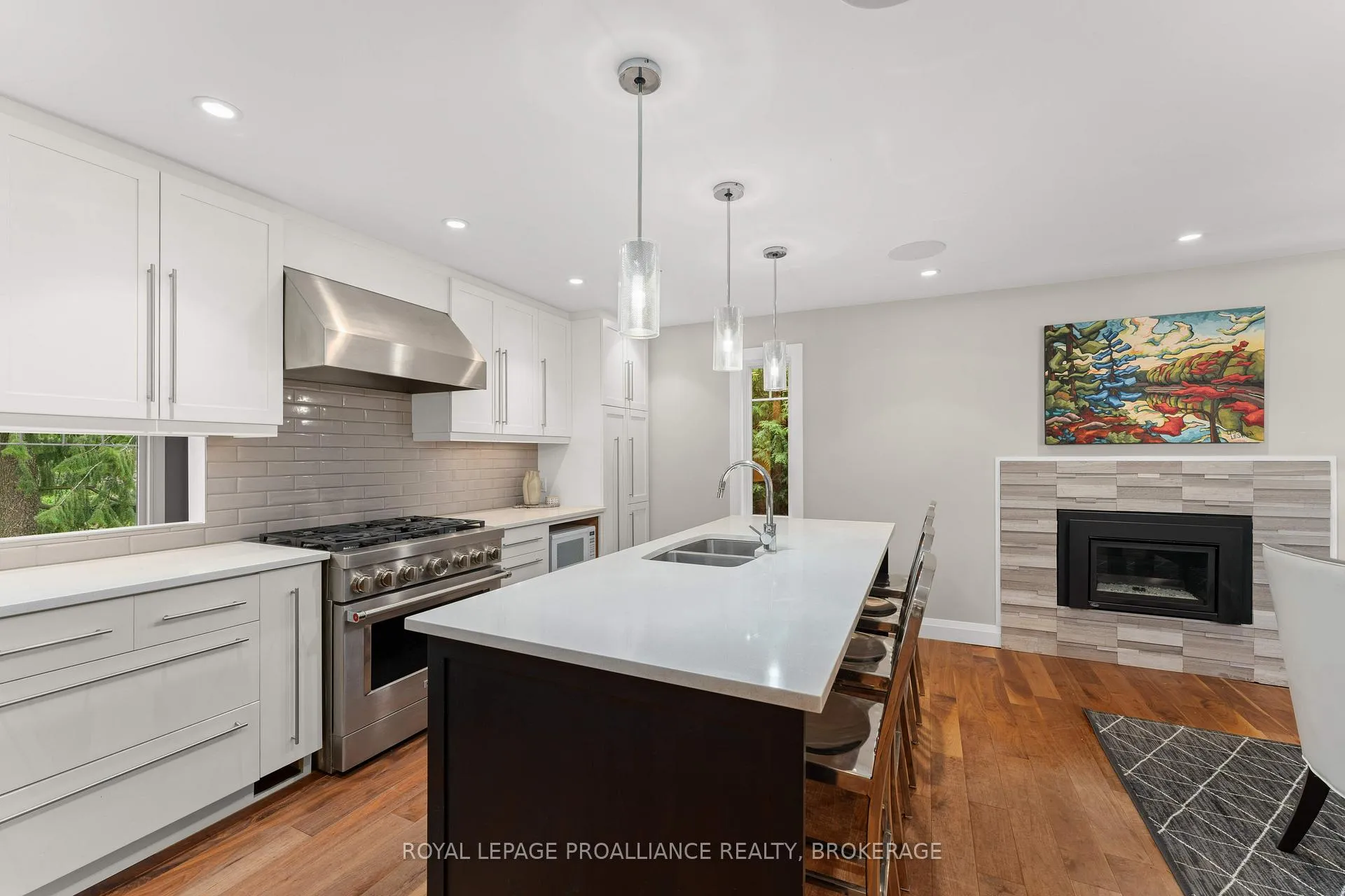 Photo 8 of 29 Hillcroft Drive, Kingston, Central City East — HOMEH