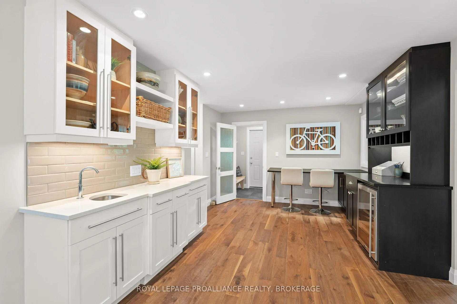 Photo 12 of 29 Hillcroft Drive, Kingston, Central City East — HOMEH