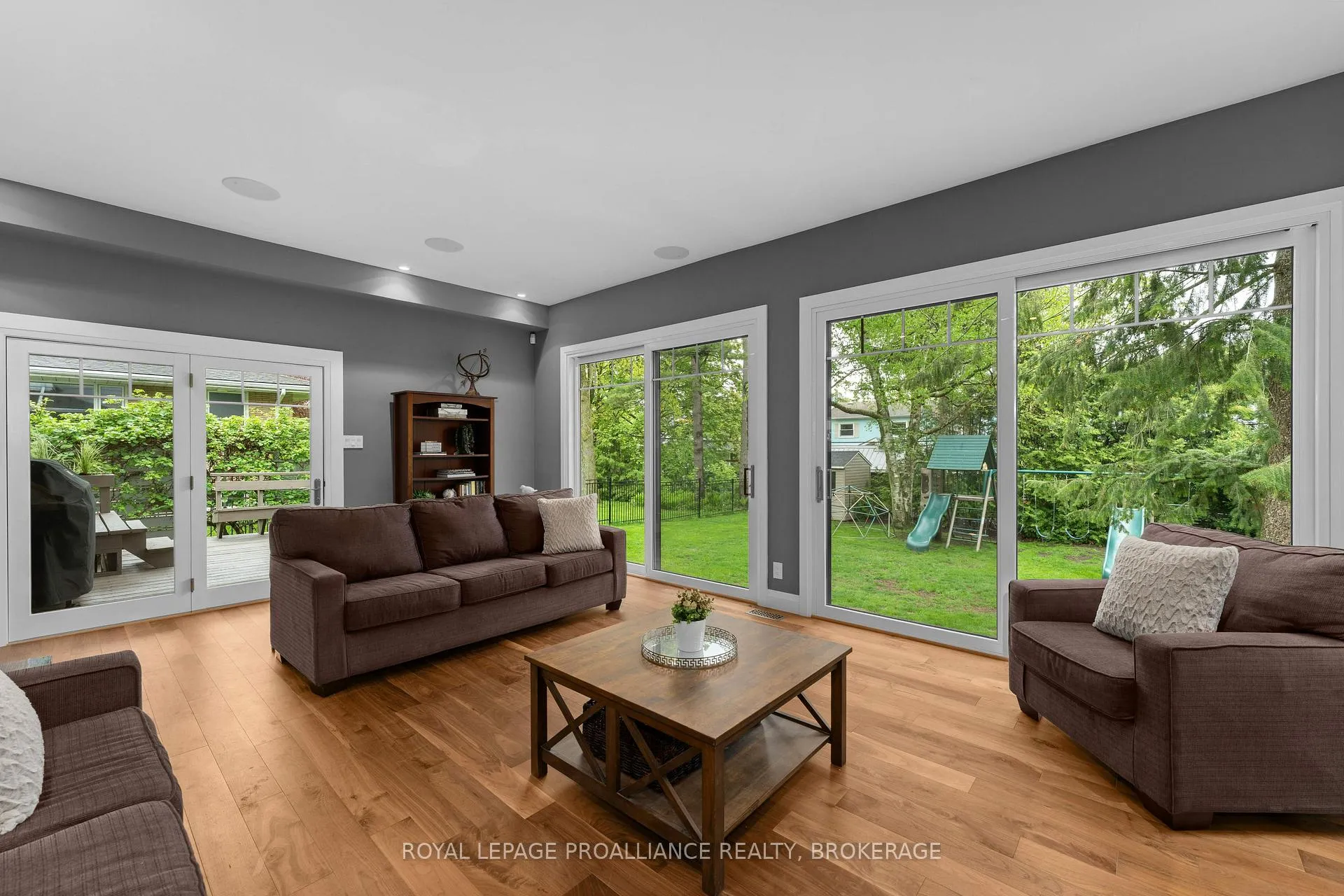 Photo 16 of 29 Hillcroft Drive, Kingston, Central City East — HOMEH