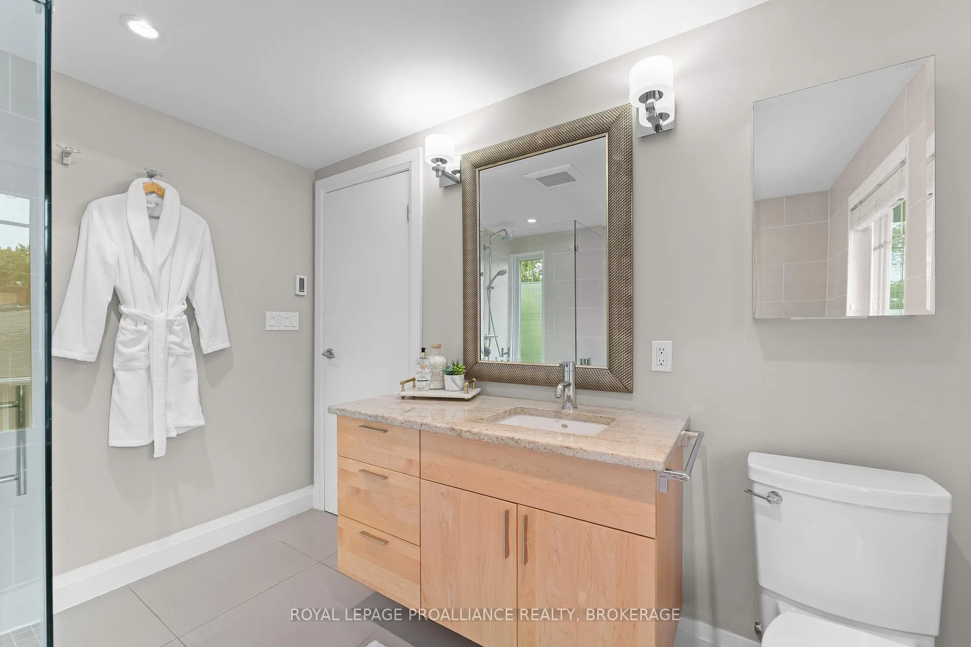 Photo 25 of 29 Hillcroft Drive, Kingston, Central City East — HOMEH