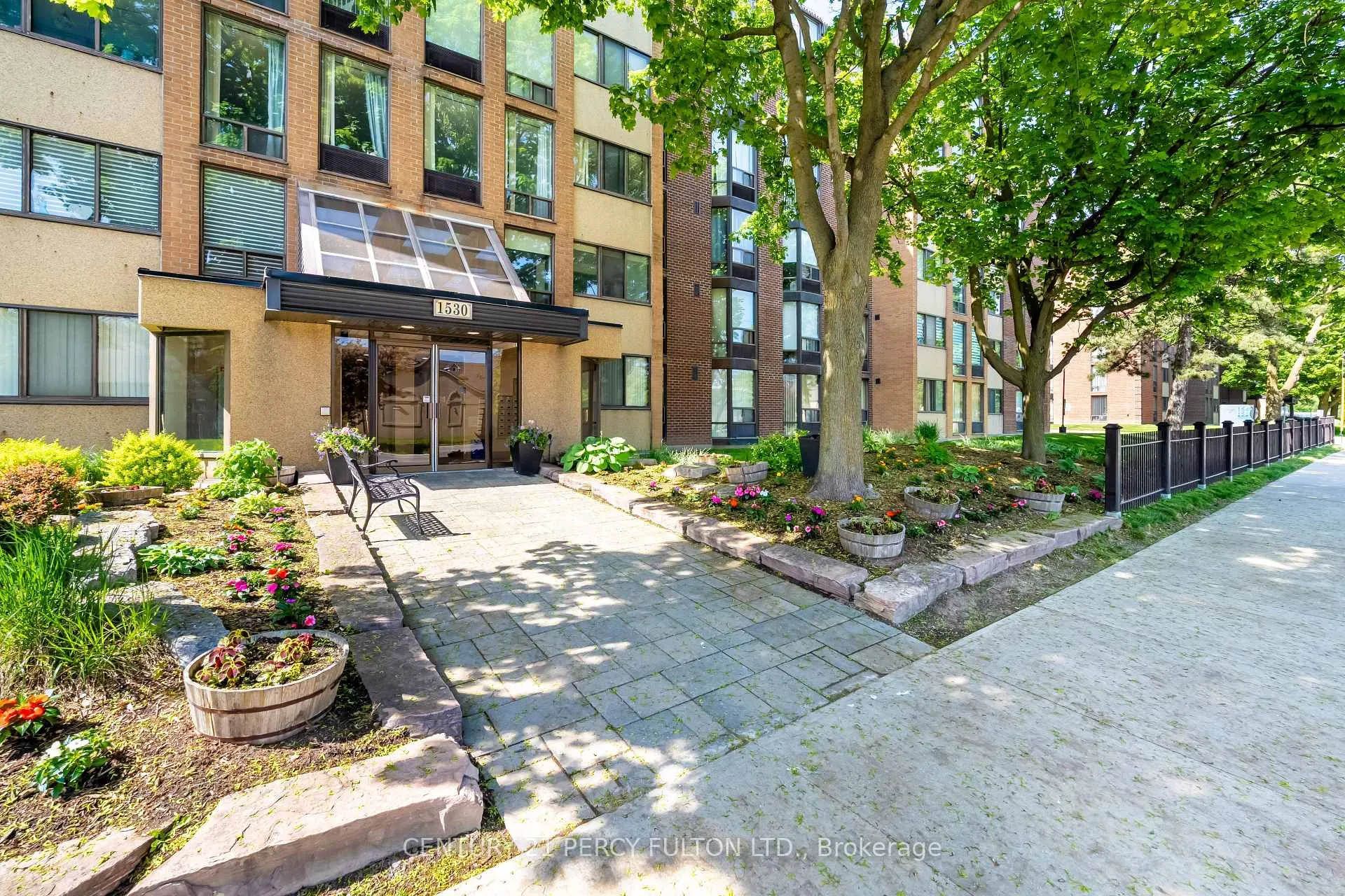 Photo 2 of Unit 601, 1530 Pickering Parkway, Pickering, Town Centre — HOMEH