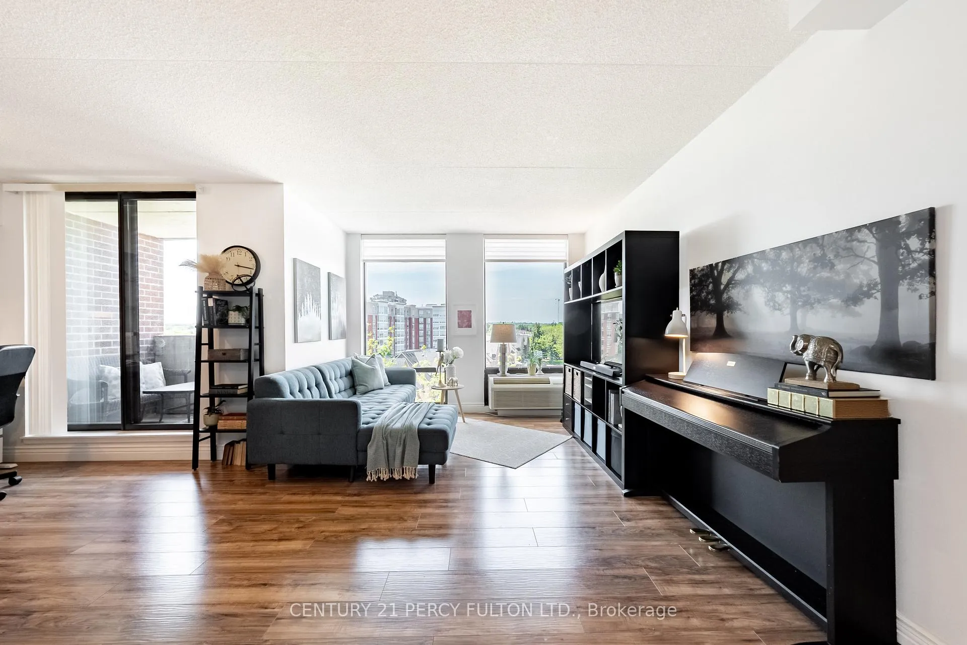 Photo 8 of Unit 601, 1530 Pickering Parkway, Pickering, Town Centre — HOMEH